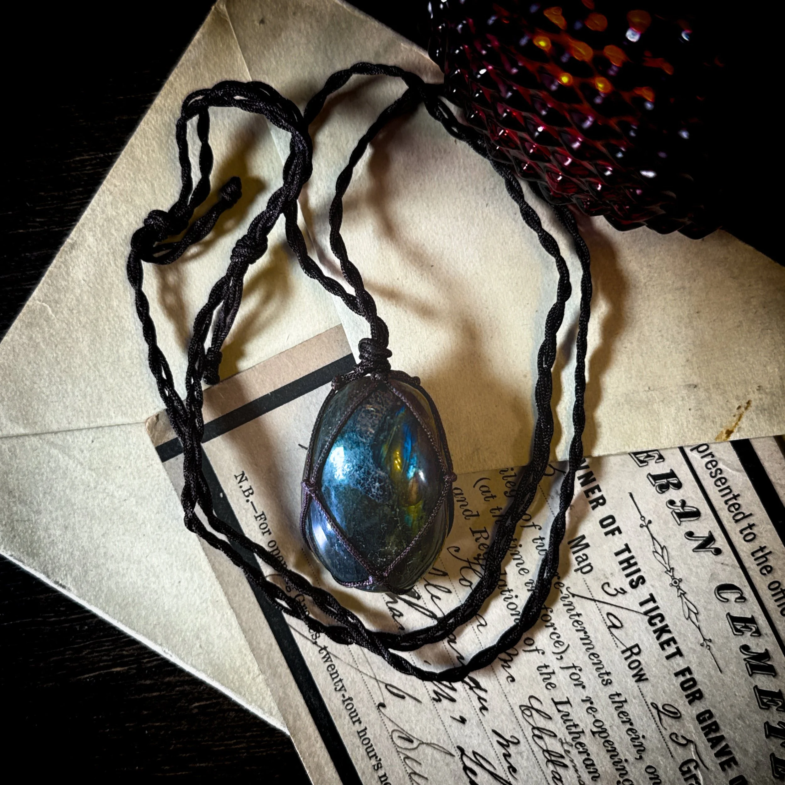 Labradorite Tumble Macrame Necklace 1.jpg