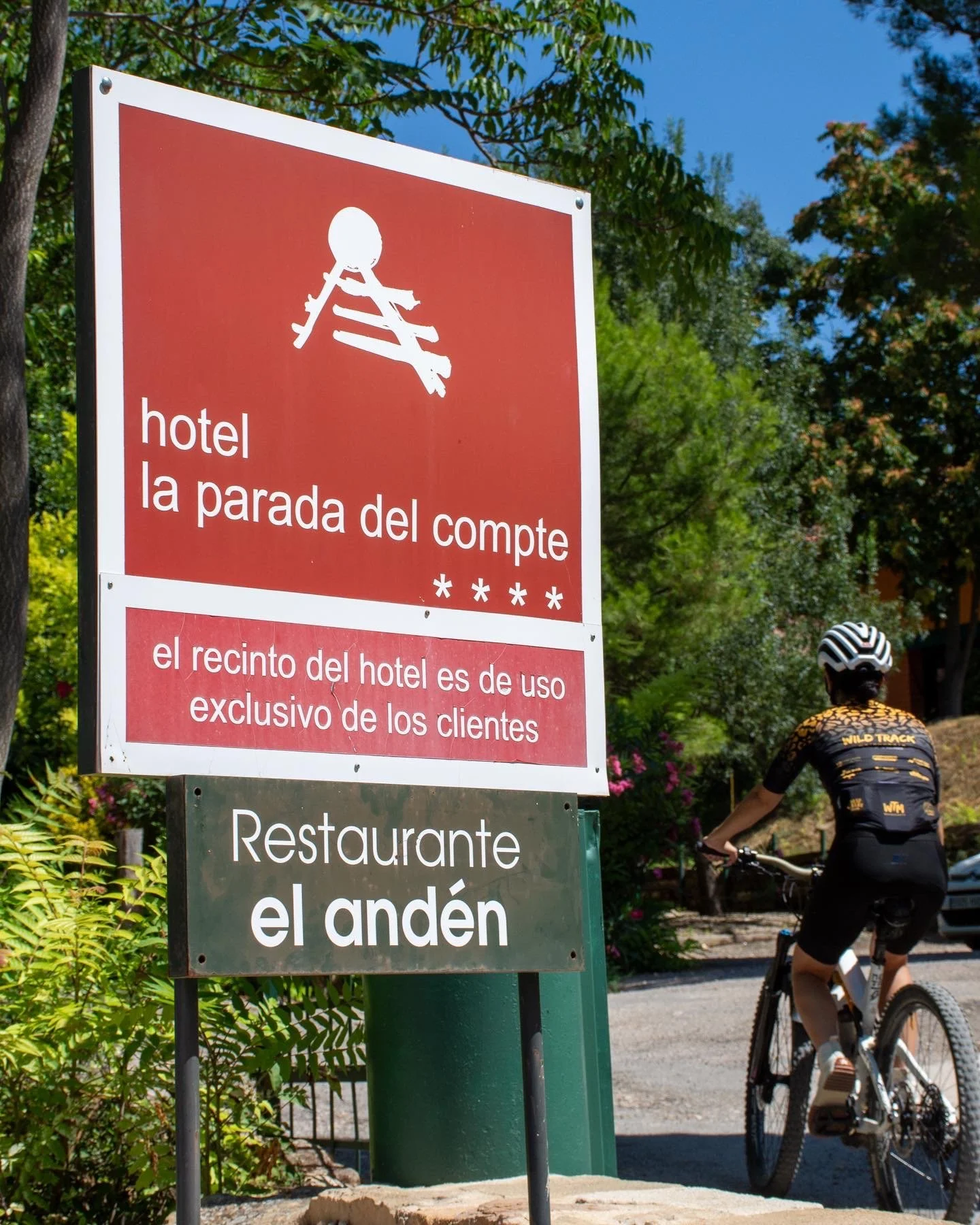 paradadelcompte wild2.JPG