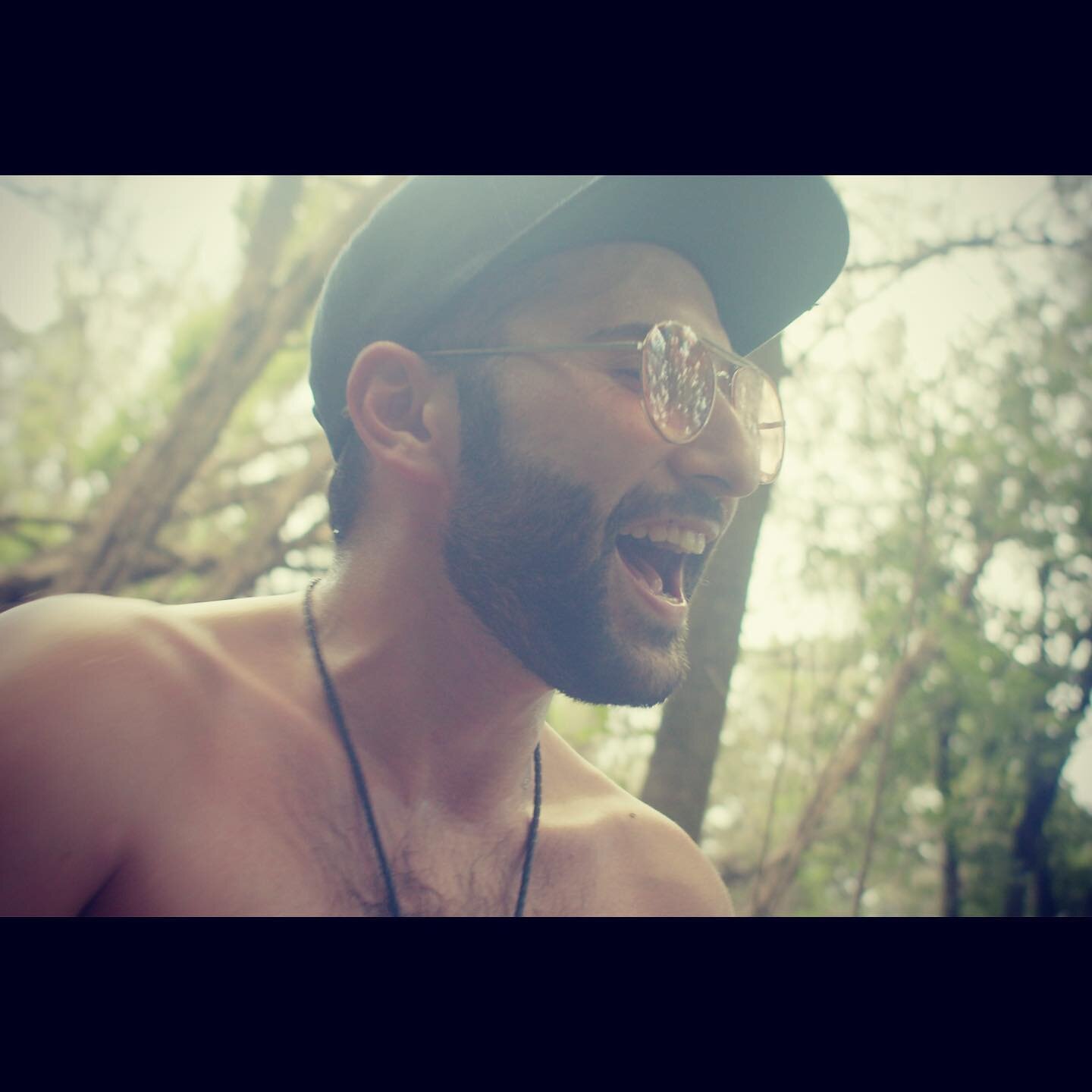 A few stills from the River City Hippie music video shoot. Thank you to everyone who came out and help - can't wait to show you guys what we made together🤩 The song AND video drop Friday August 27th - pre-save link in my bio 🔗 #austinmusic #austinm