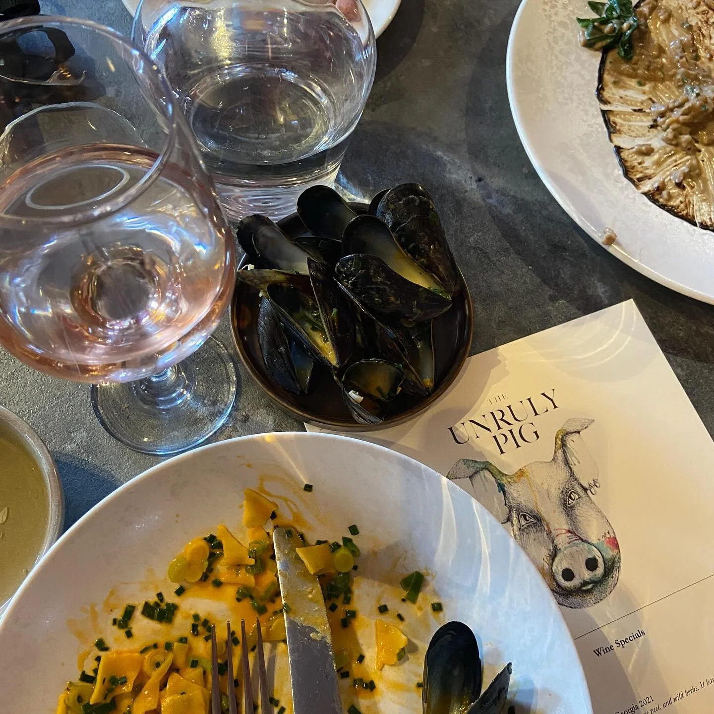 Springing into Spring with hikes and lunches 🌸🥾
Q1 has been busy so was glad to have some weekend of hiking pre-booked
- Northern Lake District 
- Brecon Beacons 

#breconbeaconsnationalpark #sugarloafmountain #penyfanhorseshoe #lakedistrict