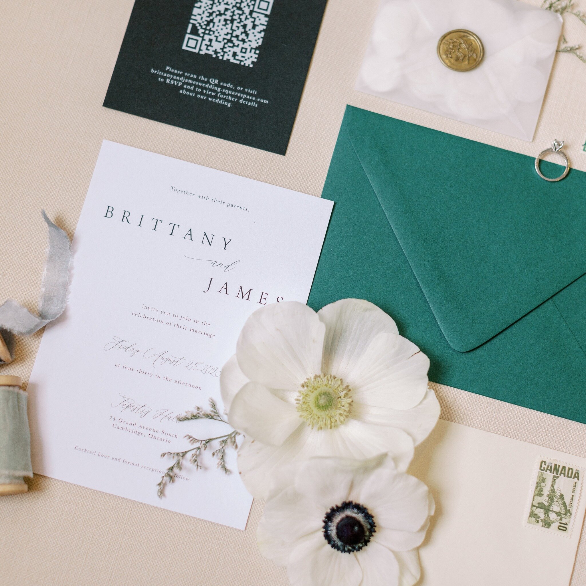 DYK? In every invitation order I include a copy for you and your partner to keep, as well as a copy for your photographer to capture sunning flatlays and details shots like this! 🤍💍 

Photo by @richellehunter 

#weddingstationery #weddinginvites #c