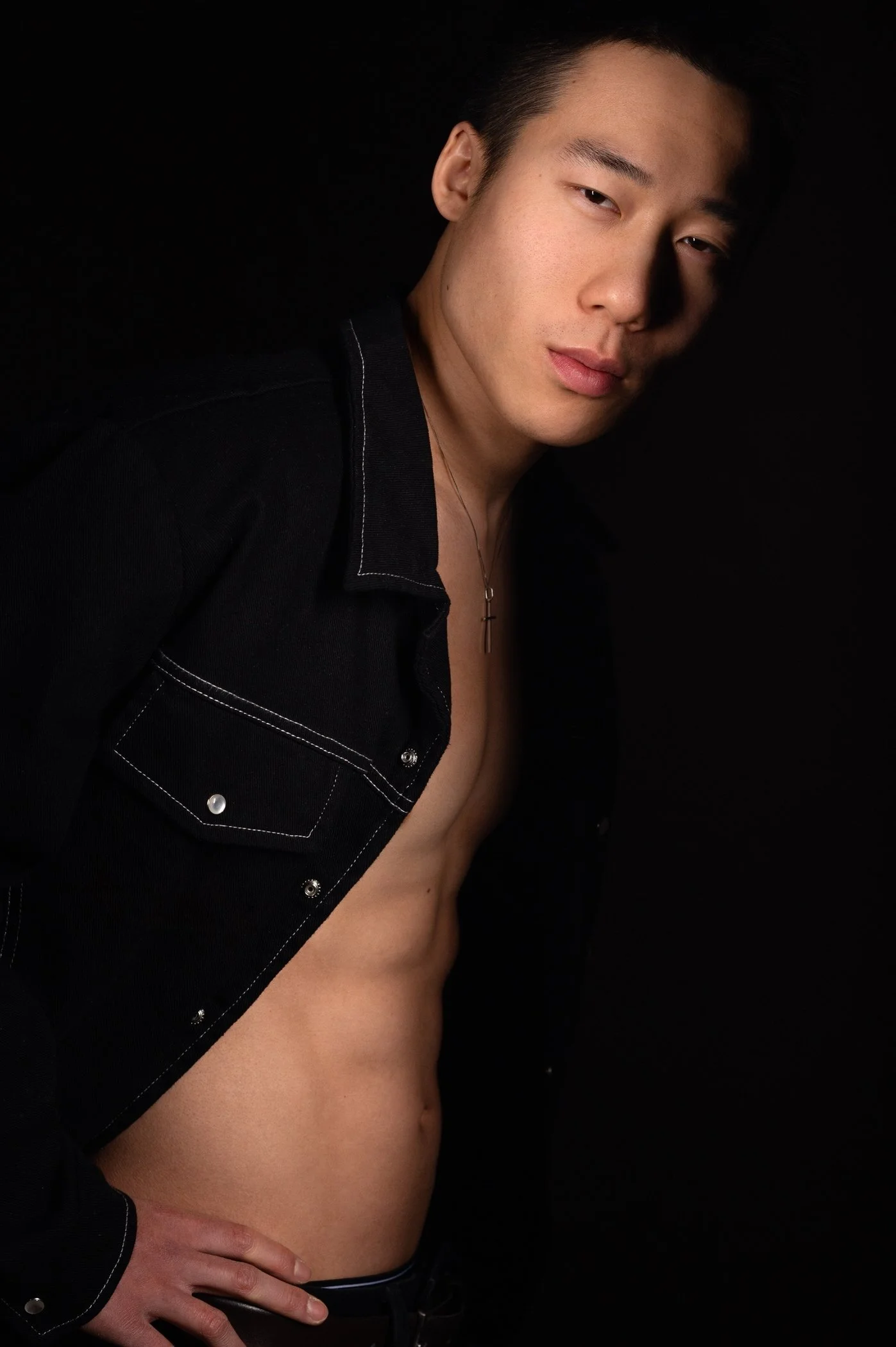 Studio portrait session at Portraits.To, 366 Adelaide St. East, downtown Toronto. Matthew Bennett Photography.