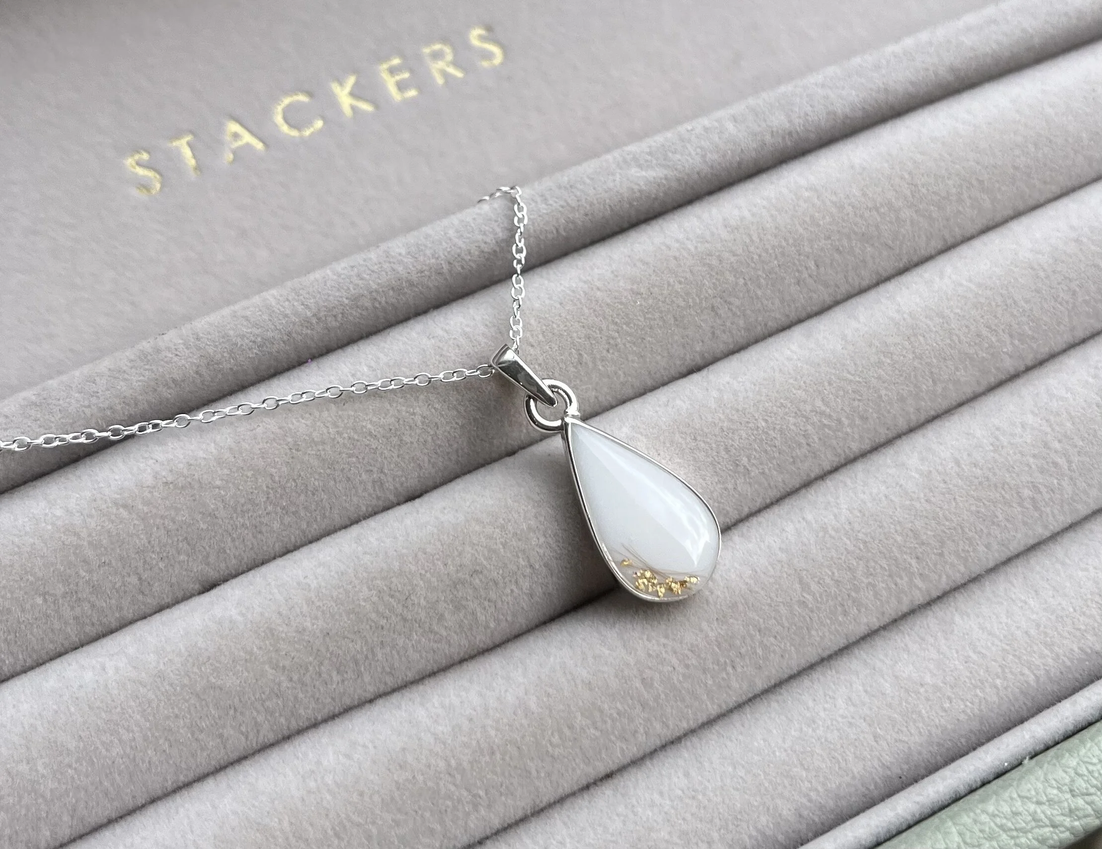 Silver 2025 teardrop necklace Silver 2025 teardrop necklace