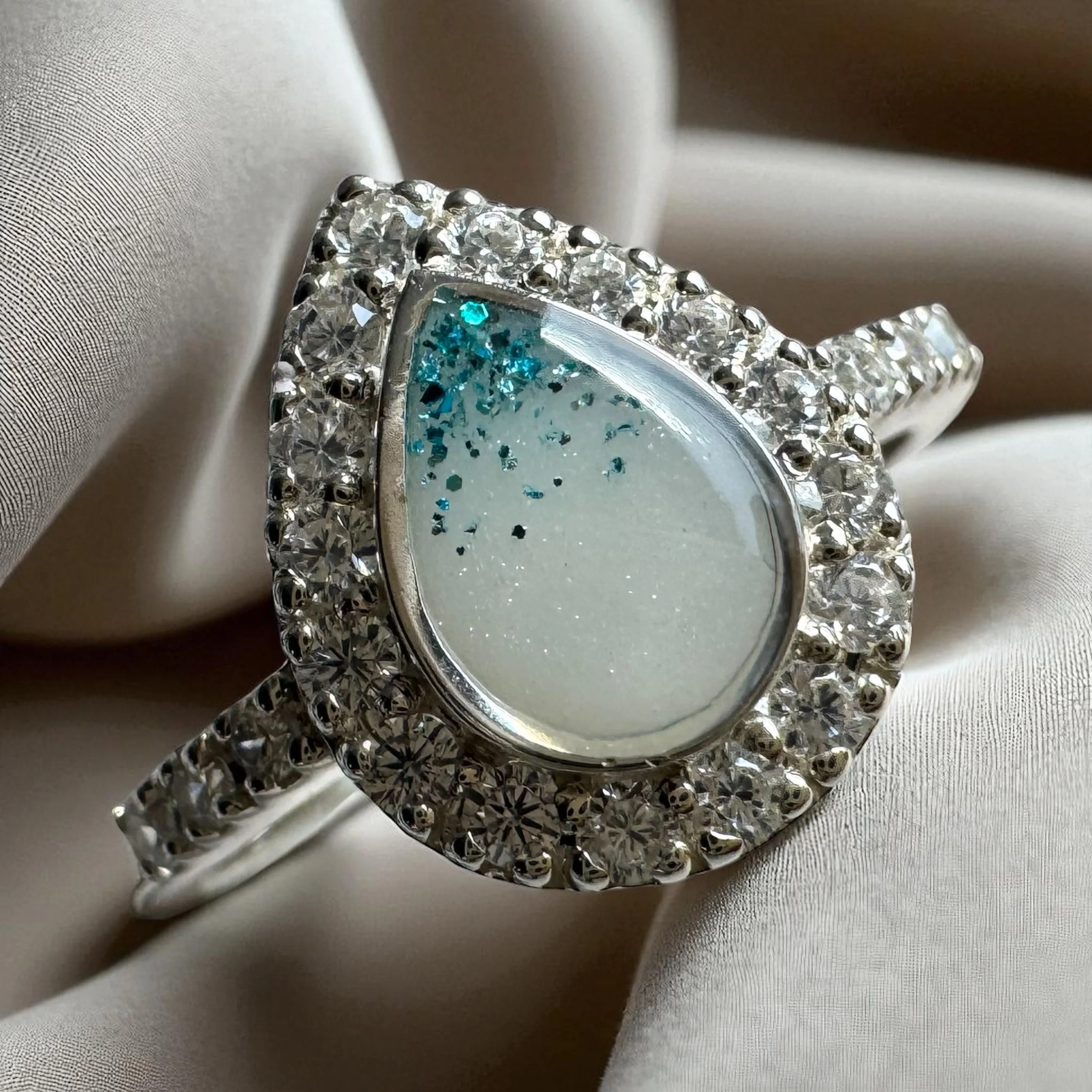 breastmilkringolivialaurajewellery