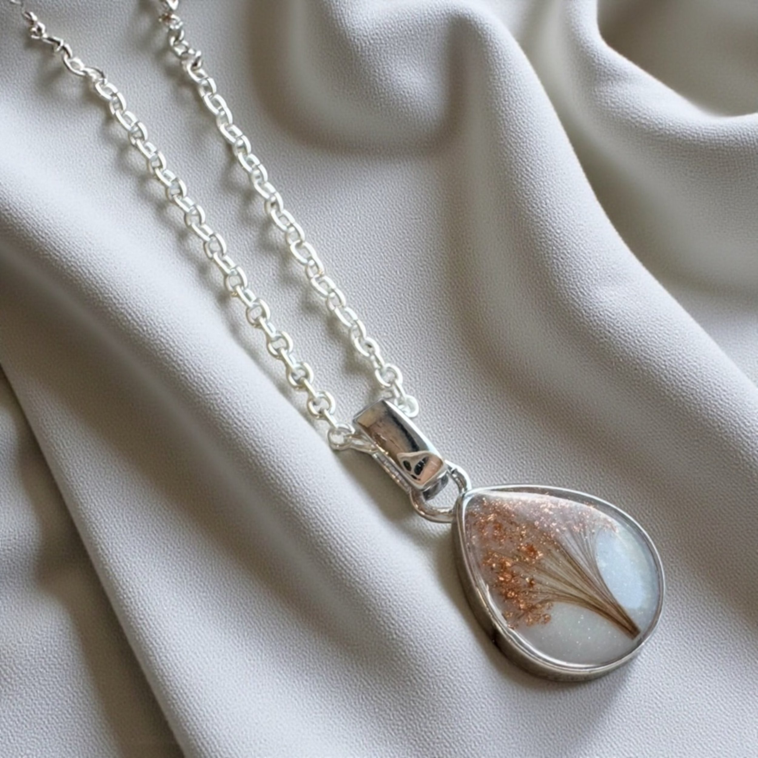 breastmilknecklaceolivialaurajewellery