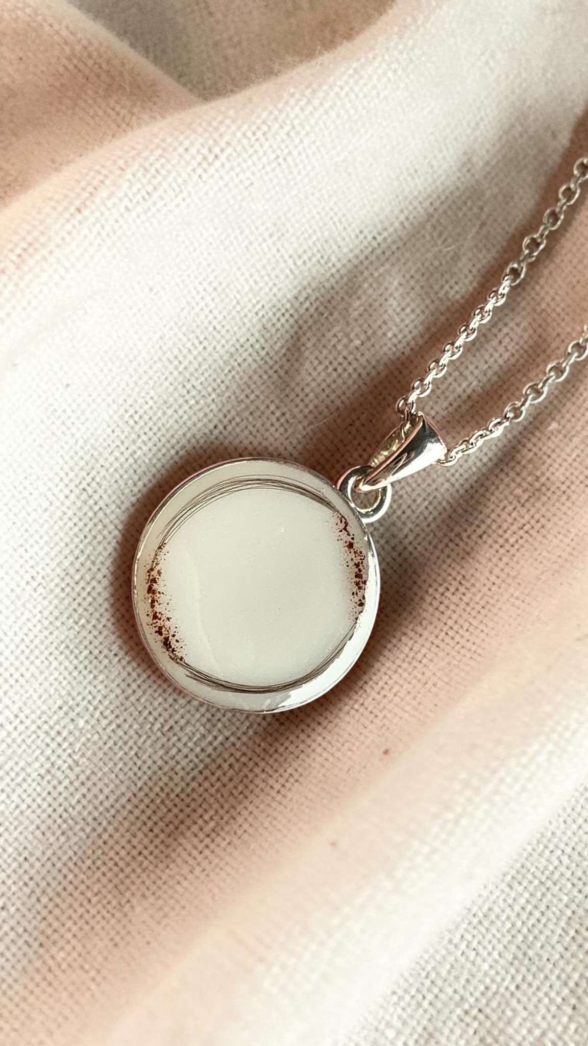 breastmilkjewellery4.png