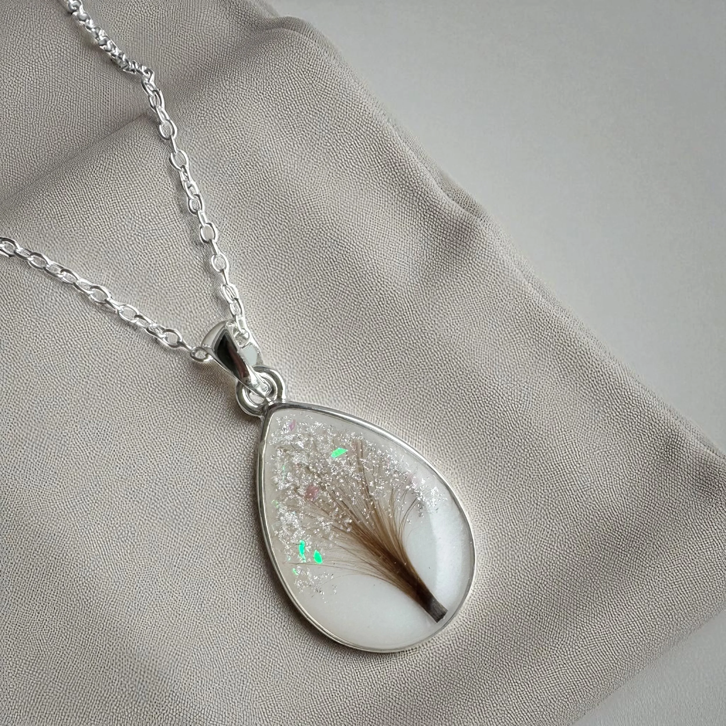breastmilknecklaceolivialaurajewellery