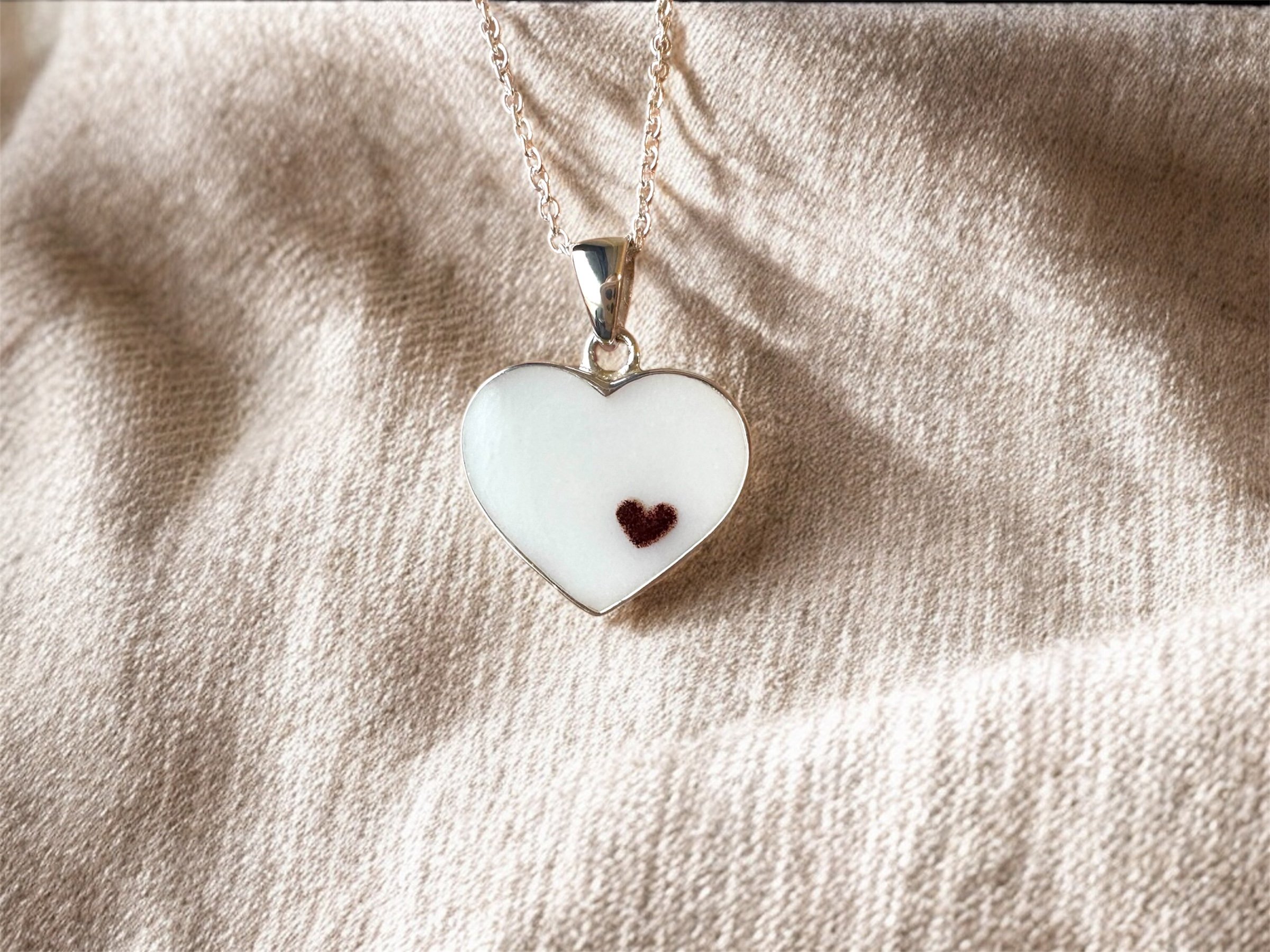 breastmilknecklaceolivialaurajewellery