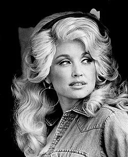 250px-Young-Dolly-Parton.jpg