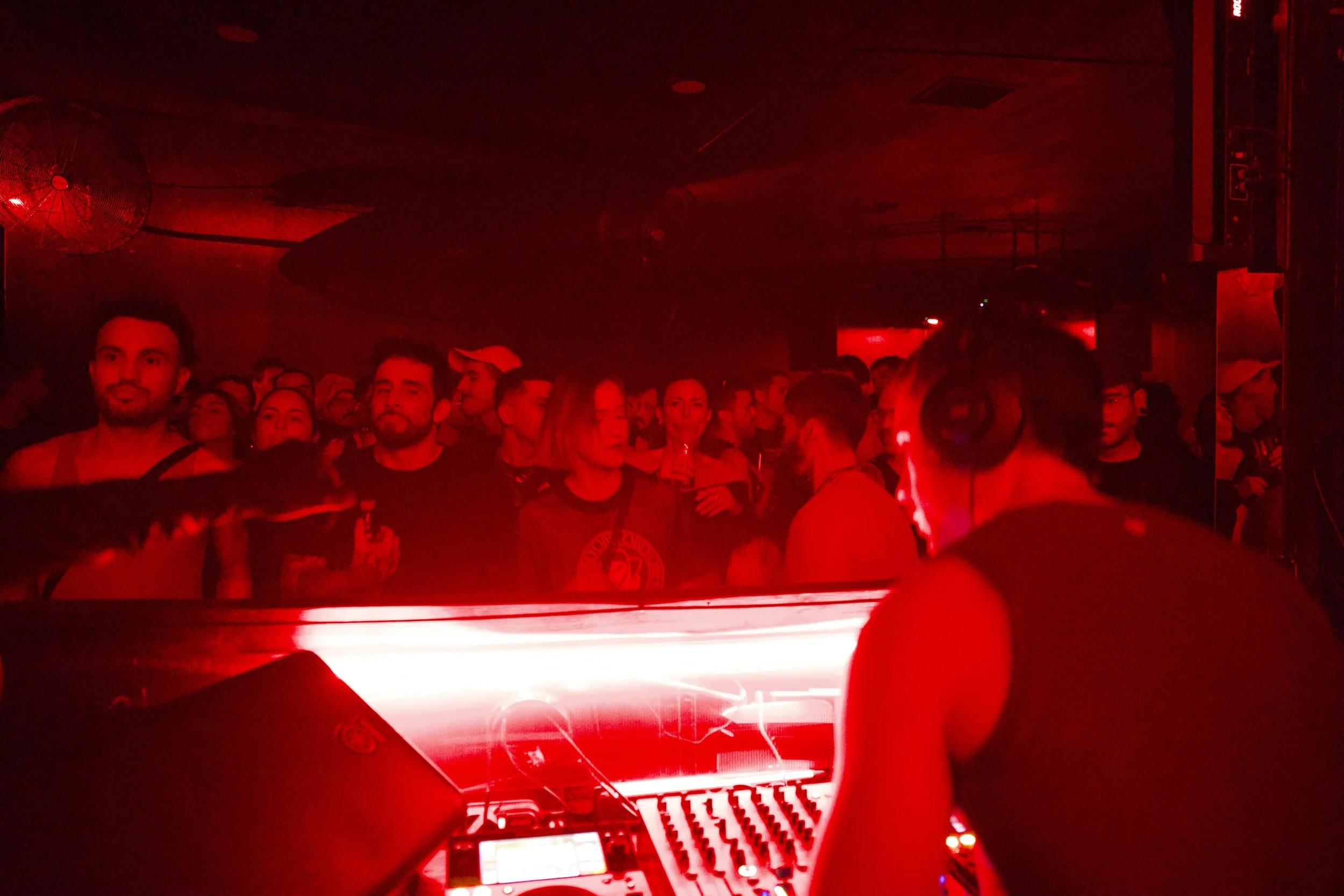 how_dancing front row.jpg