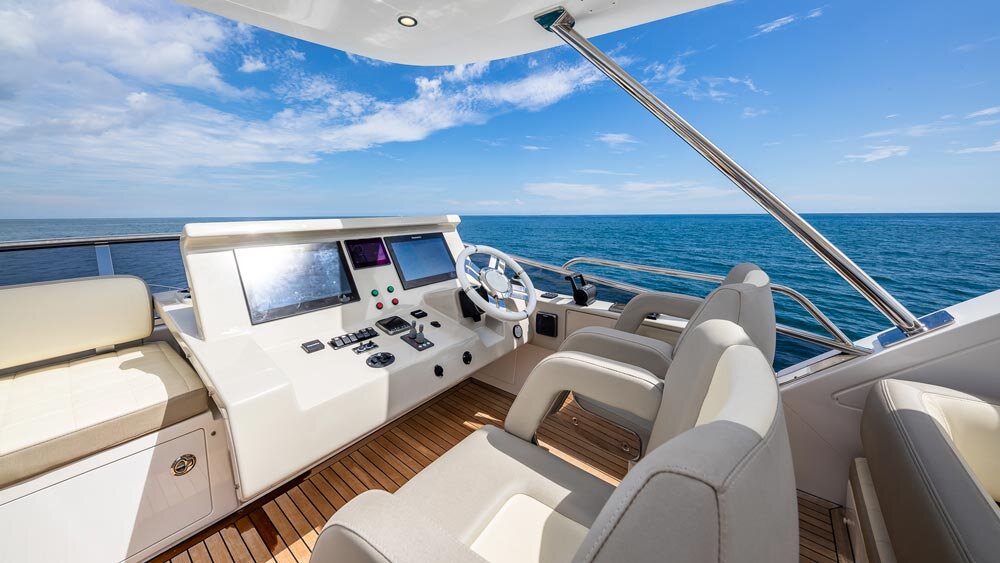 66 Azimut Daddys Lady