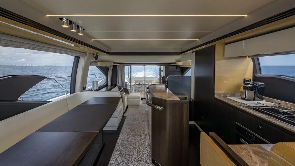 66 Azimut Daddys Lady