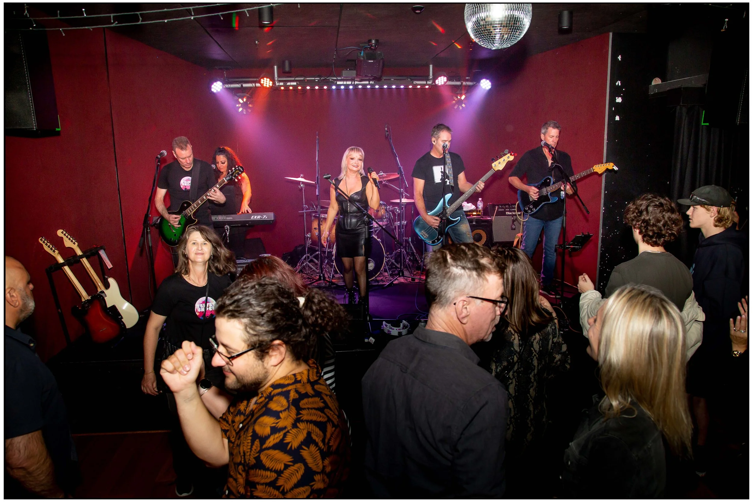 Velvet Shock - Sasho Sarkoski Photography -  (92).jpg
