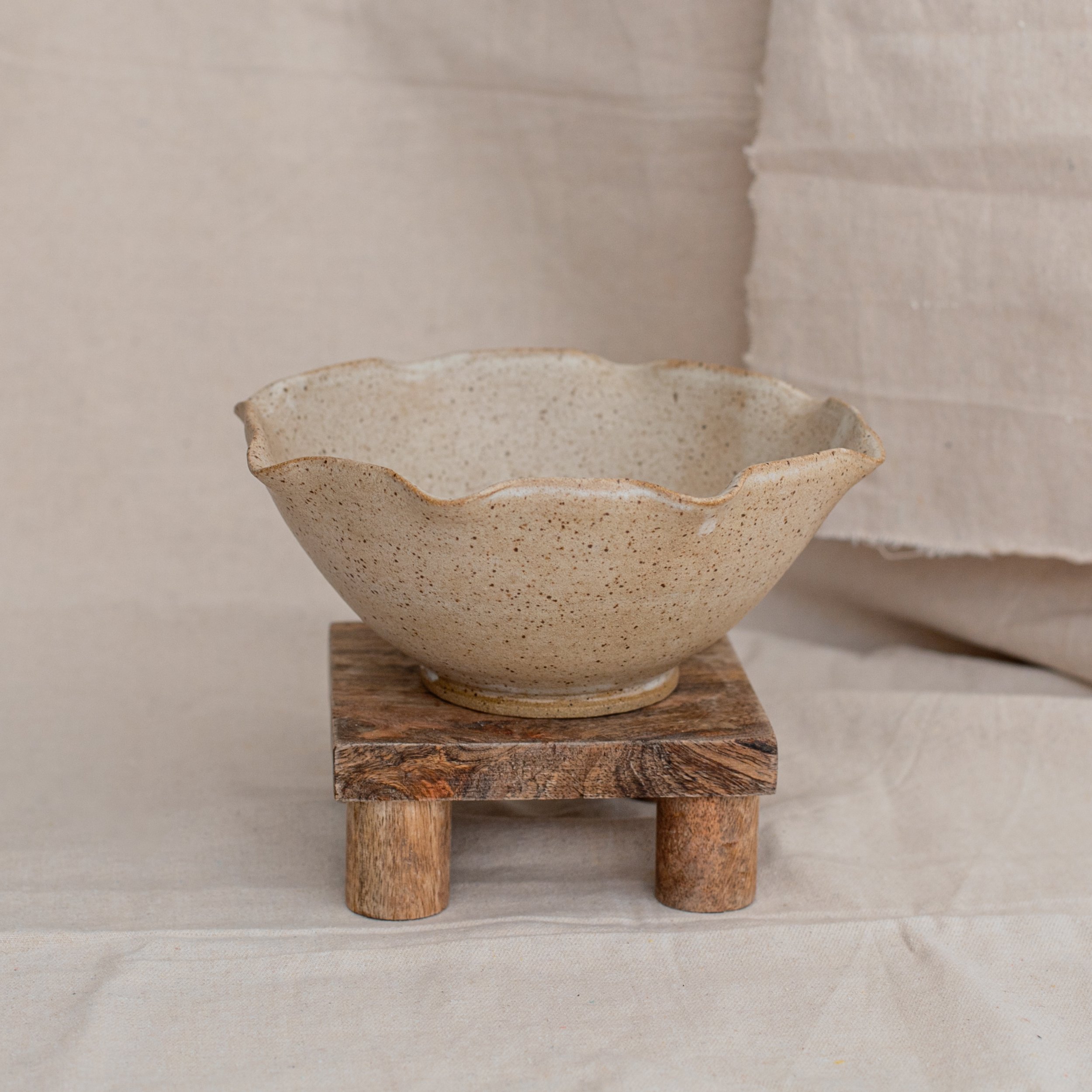 Petal Serving Bowl - medium