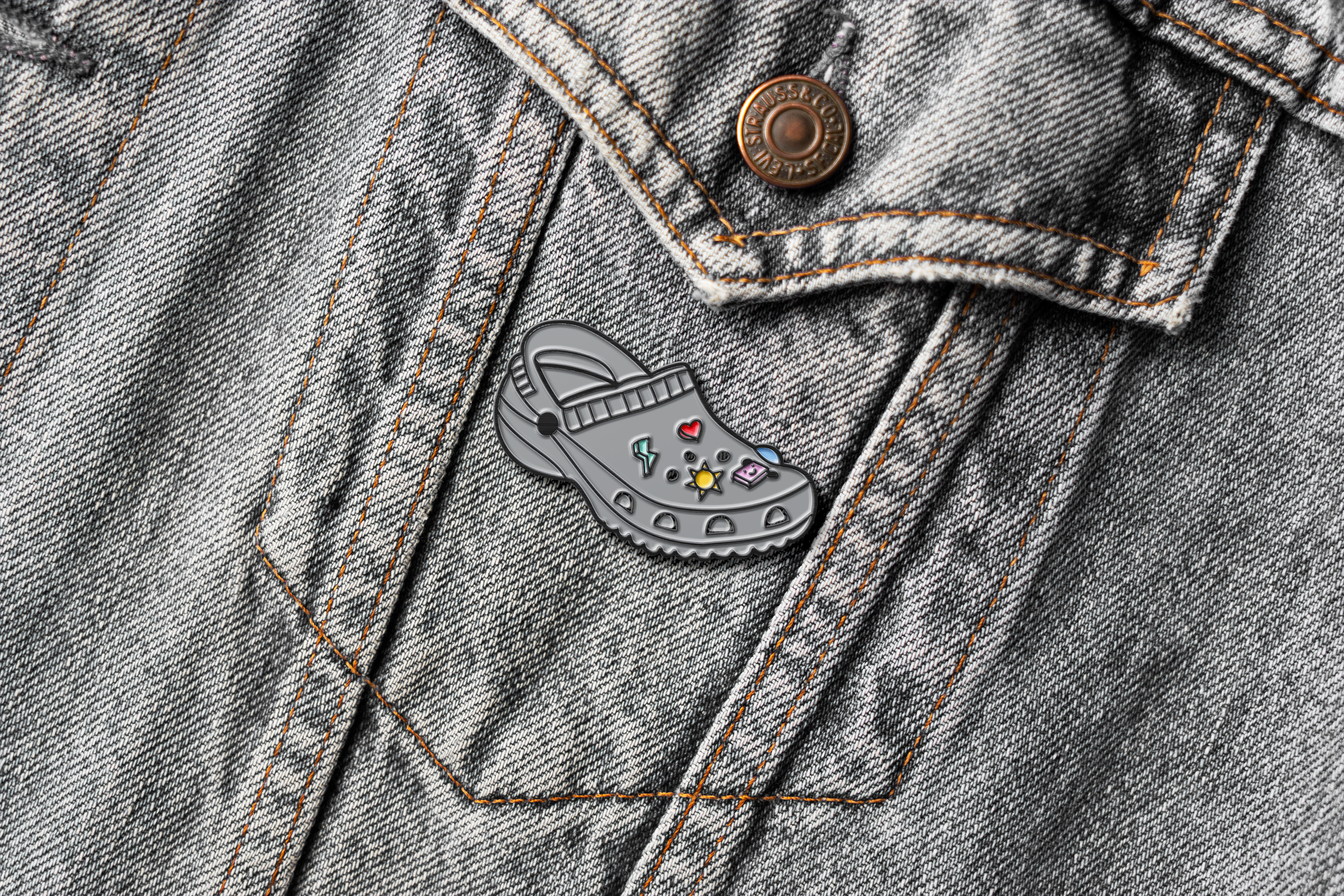 PIN - Crocs - jeans scene.png