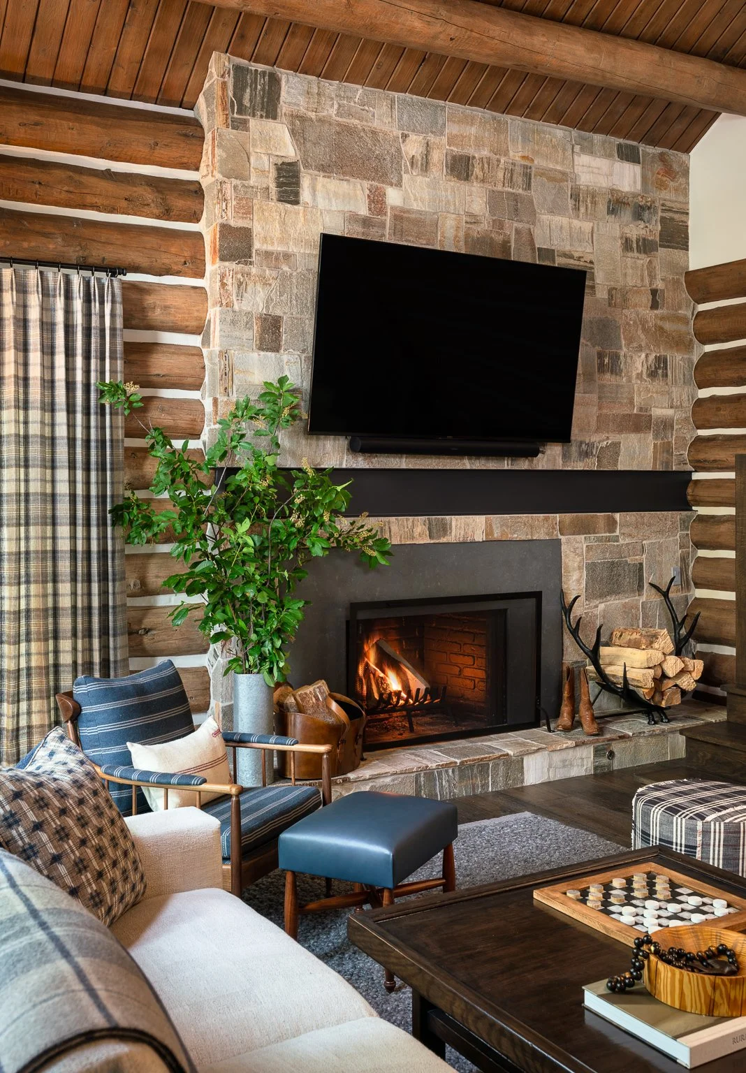 Cozy Mountain Cabin - Sun Valley, Idaho | Onyx & Oak Interior Design