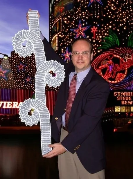 STEVE BEAM-TRIPLE LOOPER-Photo by Phil Young copy.jpg