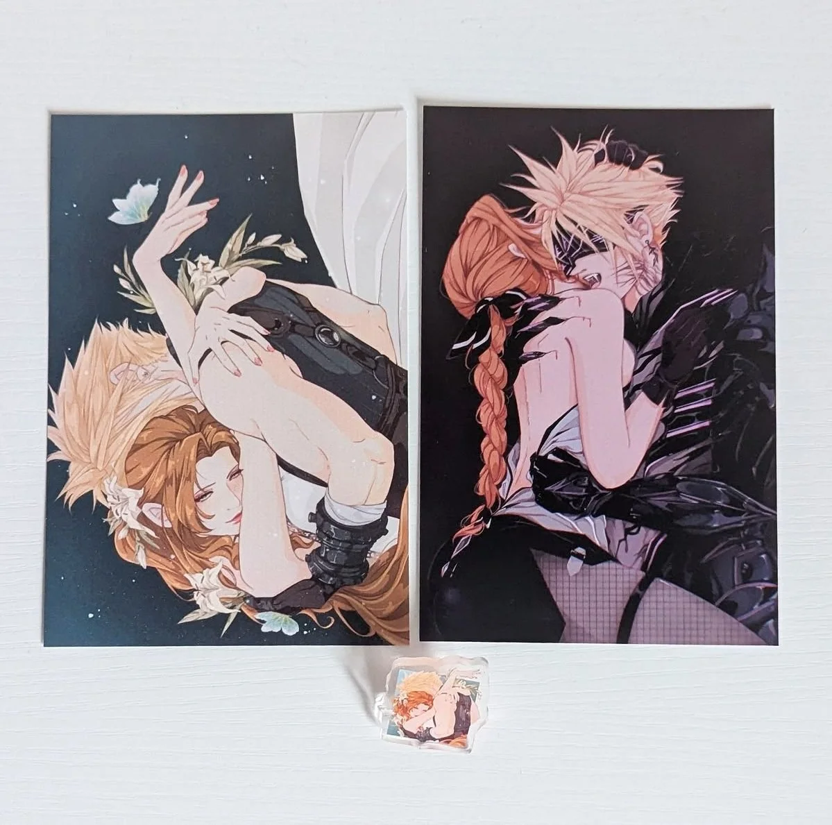 Cloud & Aerith Mini Pin & Postcard Set
