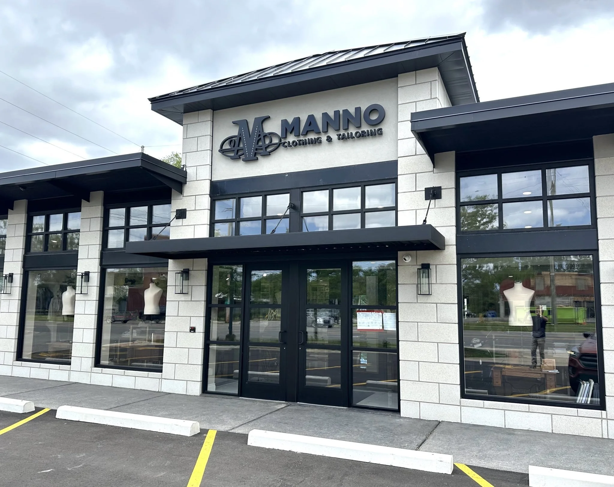 Manno3-2048x1625.jpg