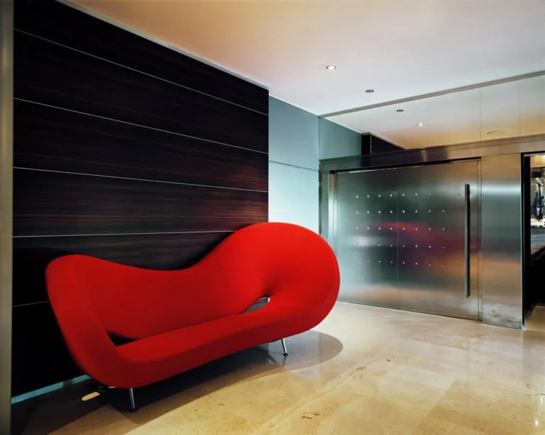 cohen2011-Untitled-Smiling-Couch-768x614.jpg