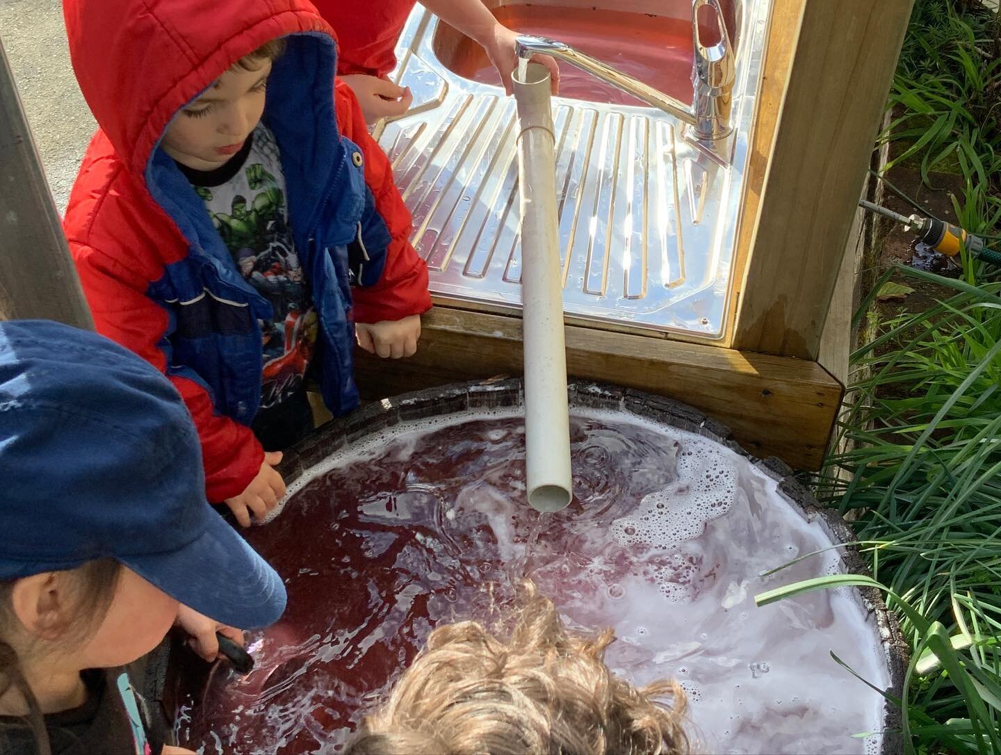 Welcome to the first day of spring! With the days getting longer and a bit warmer we had water play set up this morning, it was a hit! 
We used warm water, dish washing liquid and red dye today. 

Water play can help children to
develop hand-eye coor