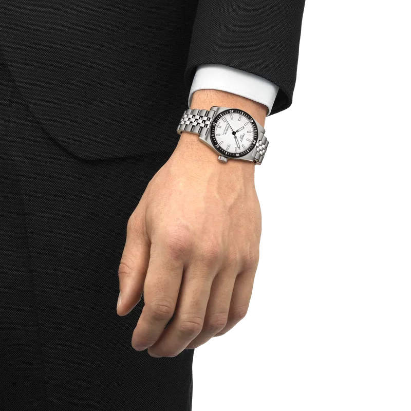 18aef814-8979-41f8-8a6d-e2b844ac3ee9_T149-407-11-031-00_WRIST.webp
