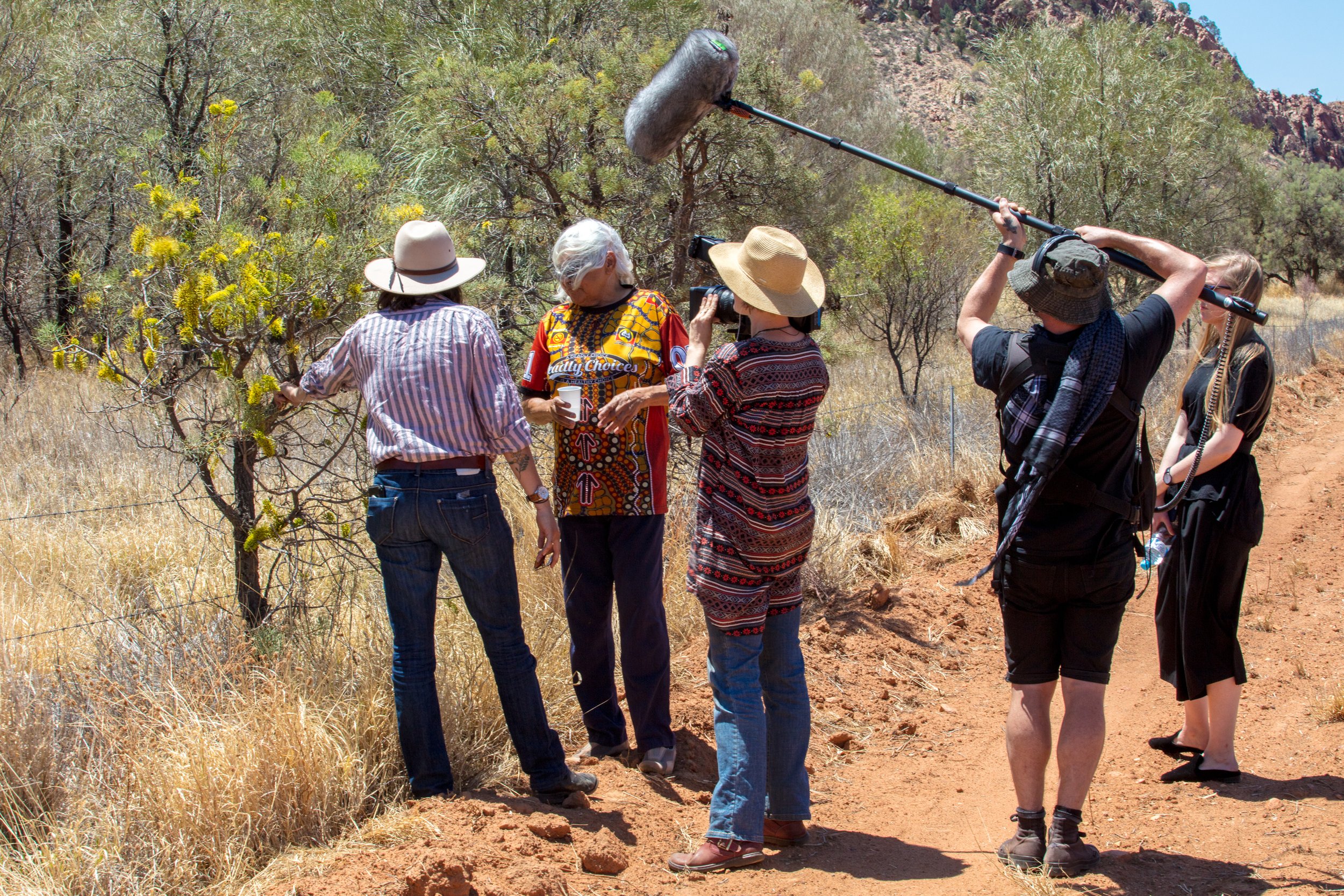 Coby Edgar speaking with Selma Coulthard near Jessie Gap