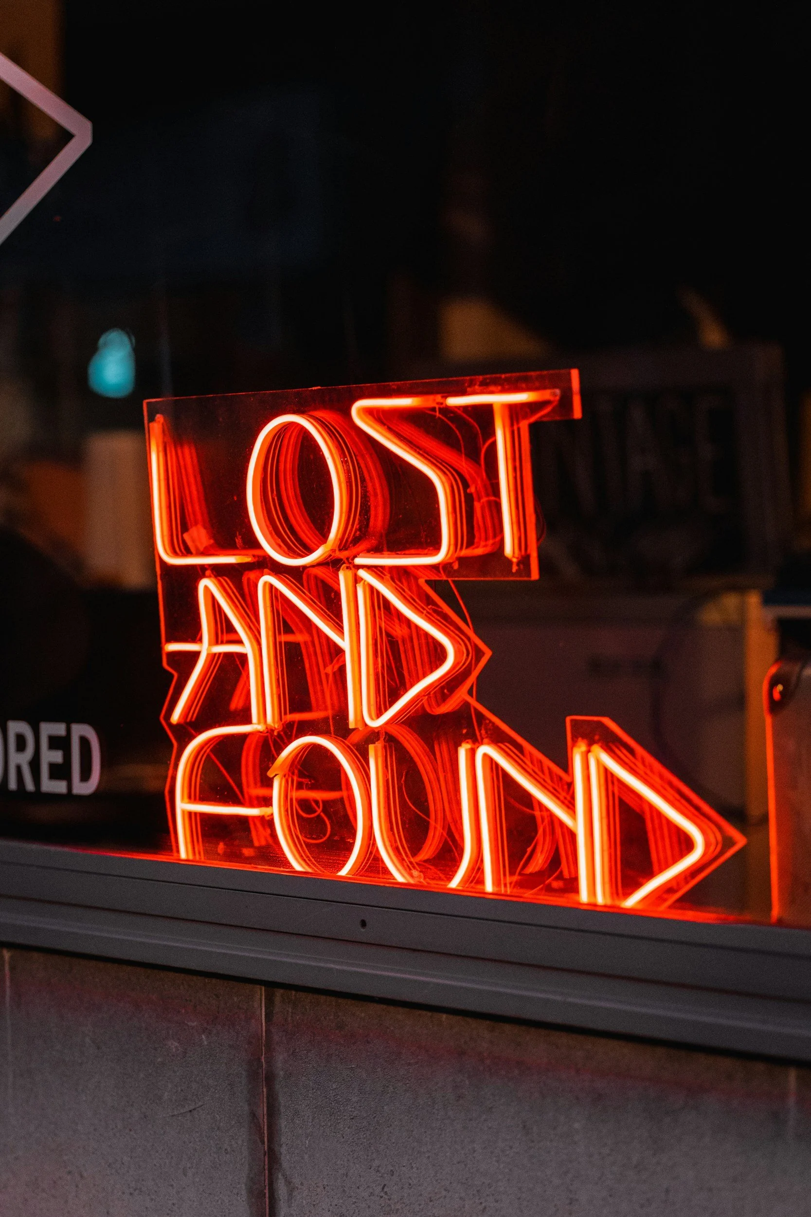 LOST&amp;FOUND Restituzione finale della residenza sul testo