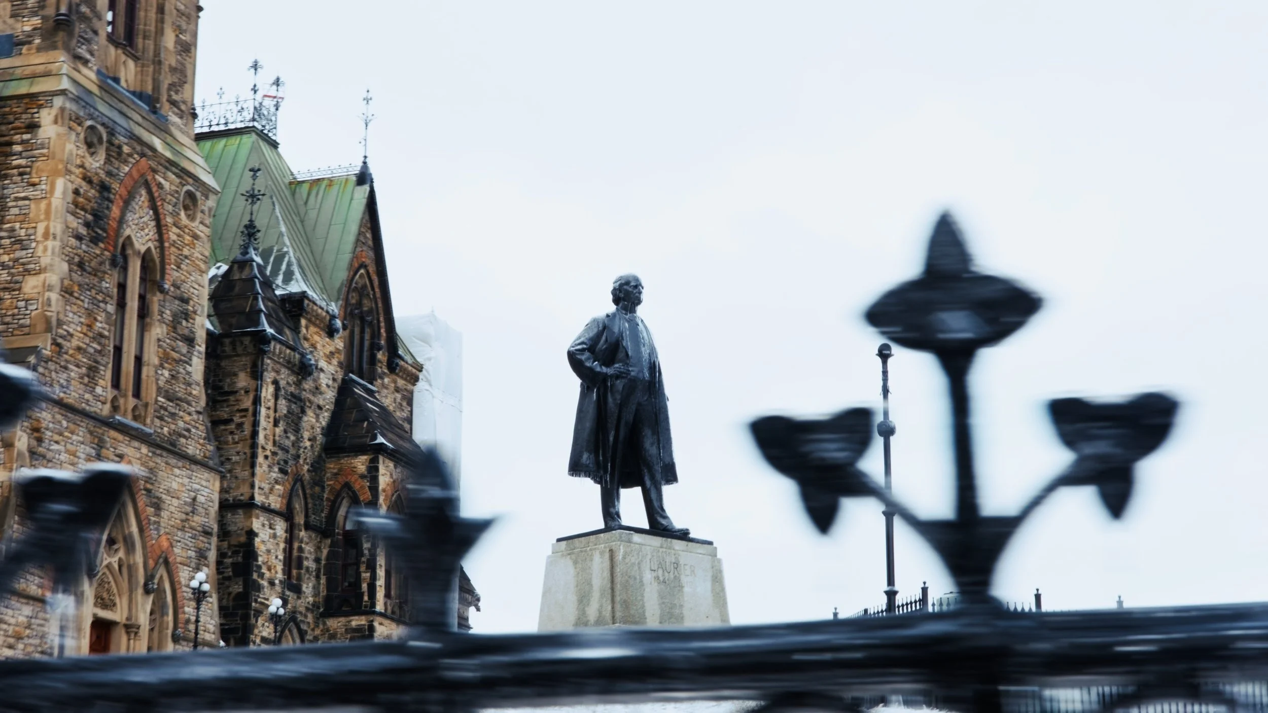 Statue.jpg