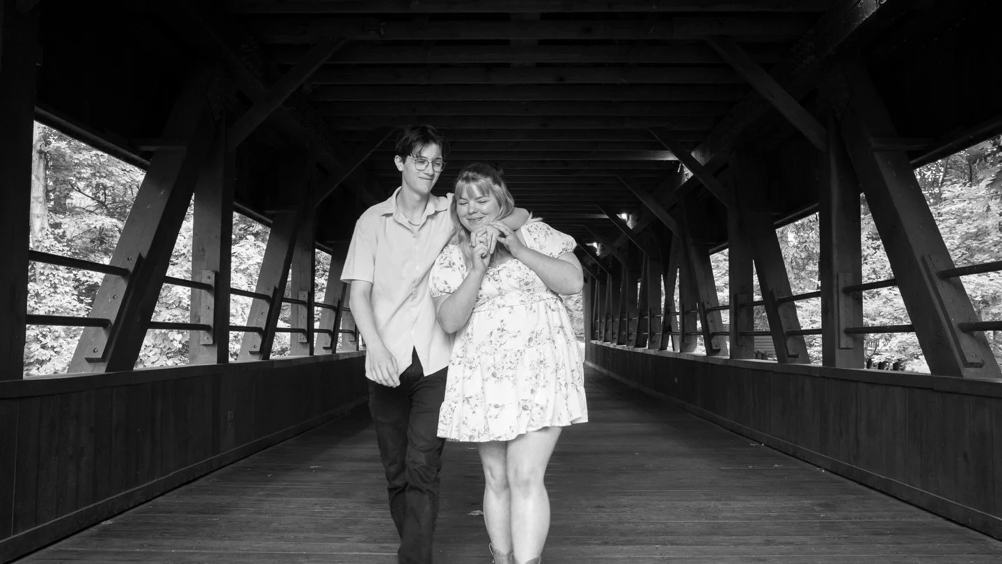 // Garrett &amp; Jordan; 08-17-2025 //
.
.
.
.
#photography #lightroom #couplesphotography #nature #photoshop 

// &copy; Richard J Bryer // 
www.richardjbryer.com