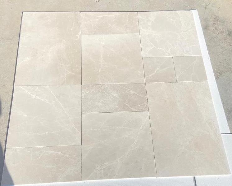 Our Lycia Tumbled Marble French Pattern 🤍

ST2V11046/FP