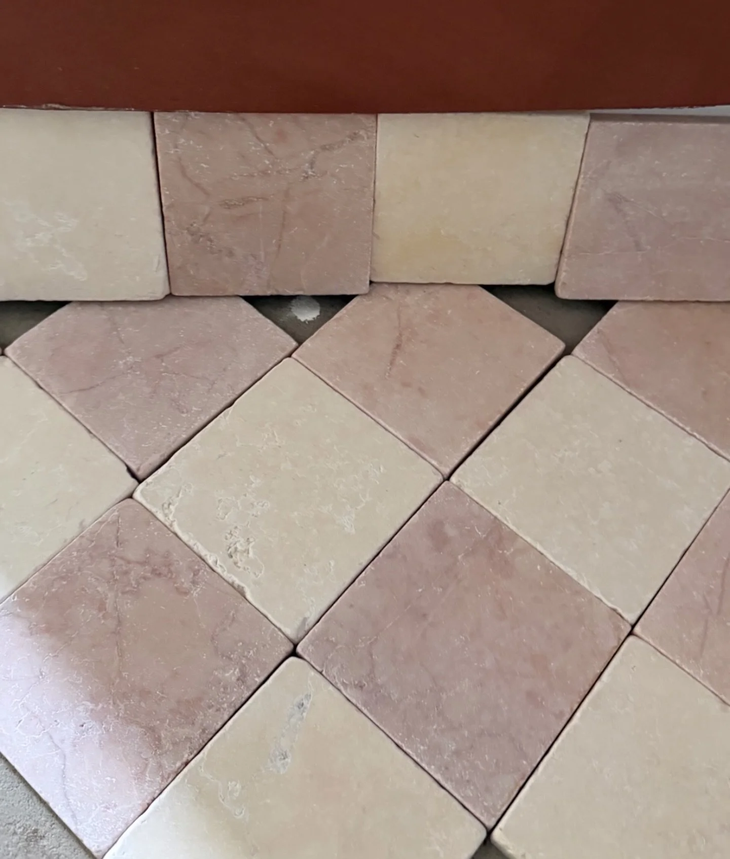 Dry laying tumbled Marble 🤍