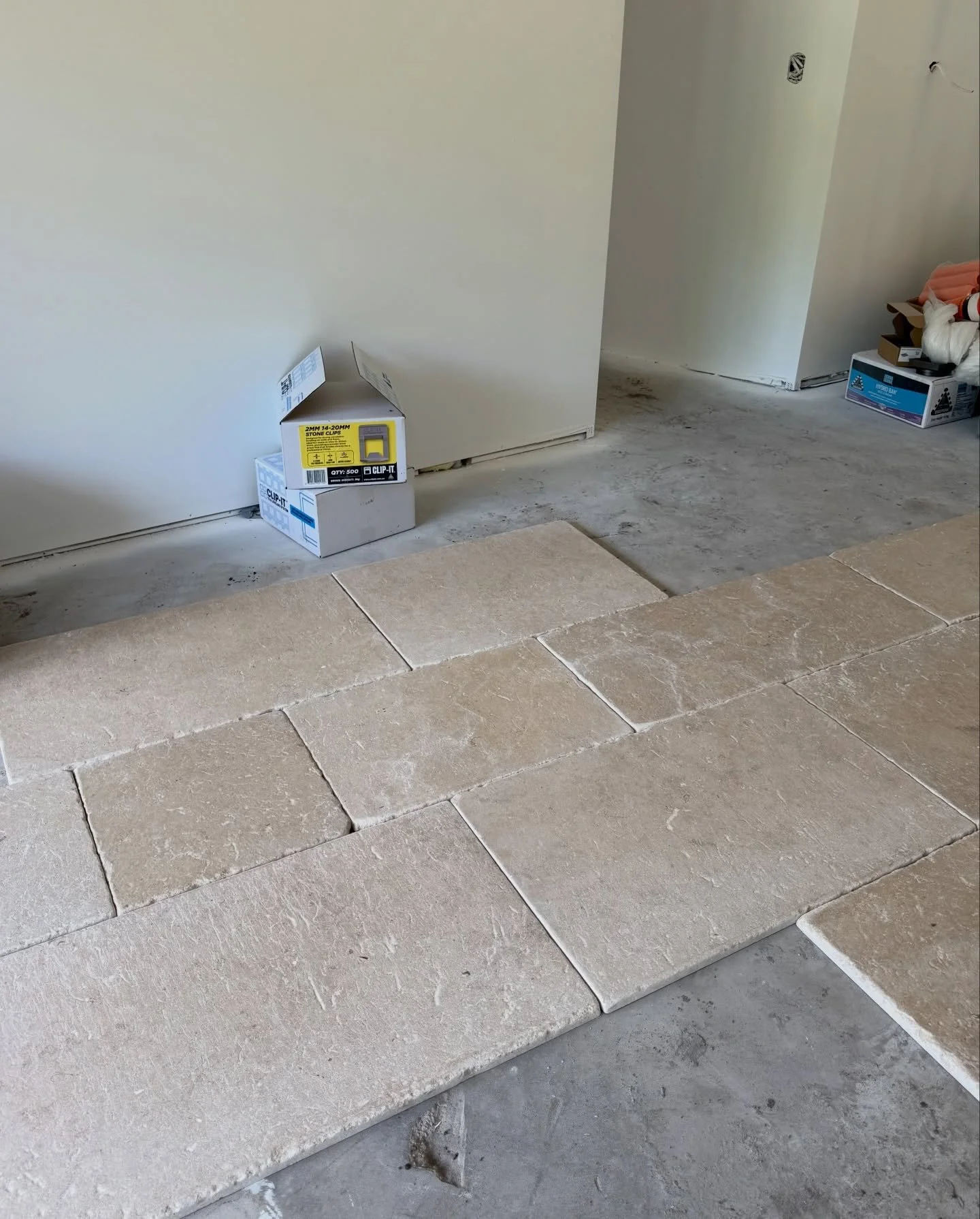 On site in Noosa Heads &mdash; dry laying our Gambier brushed limestone before installation 🤎

ST1G108