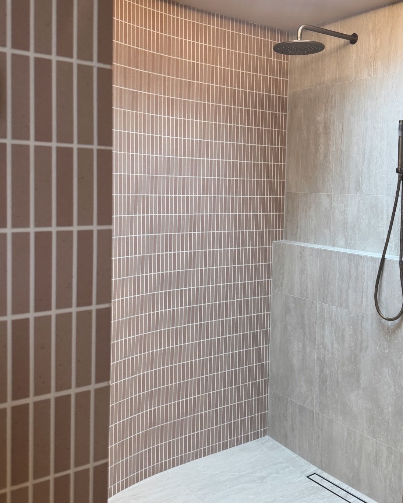 Project Elwood with @honghenwood.design

CT1N154 - Valley Pink Japanese Porcelain Mosaic 
CT1H8826 - Milano Porcelain Vein Cut Travertine 600x600