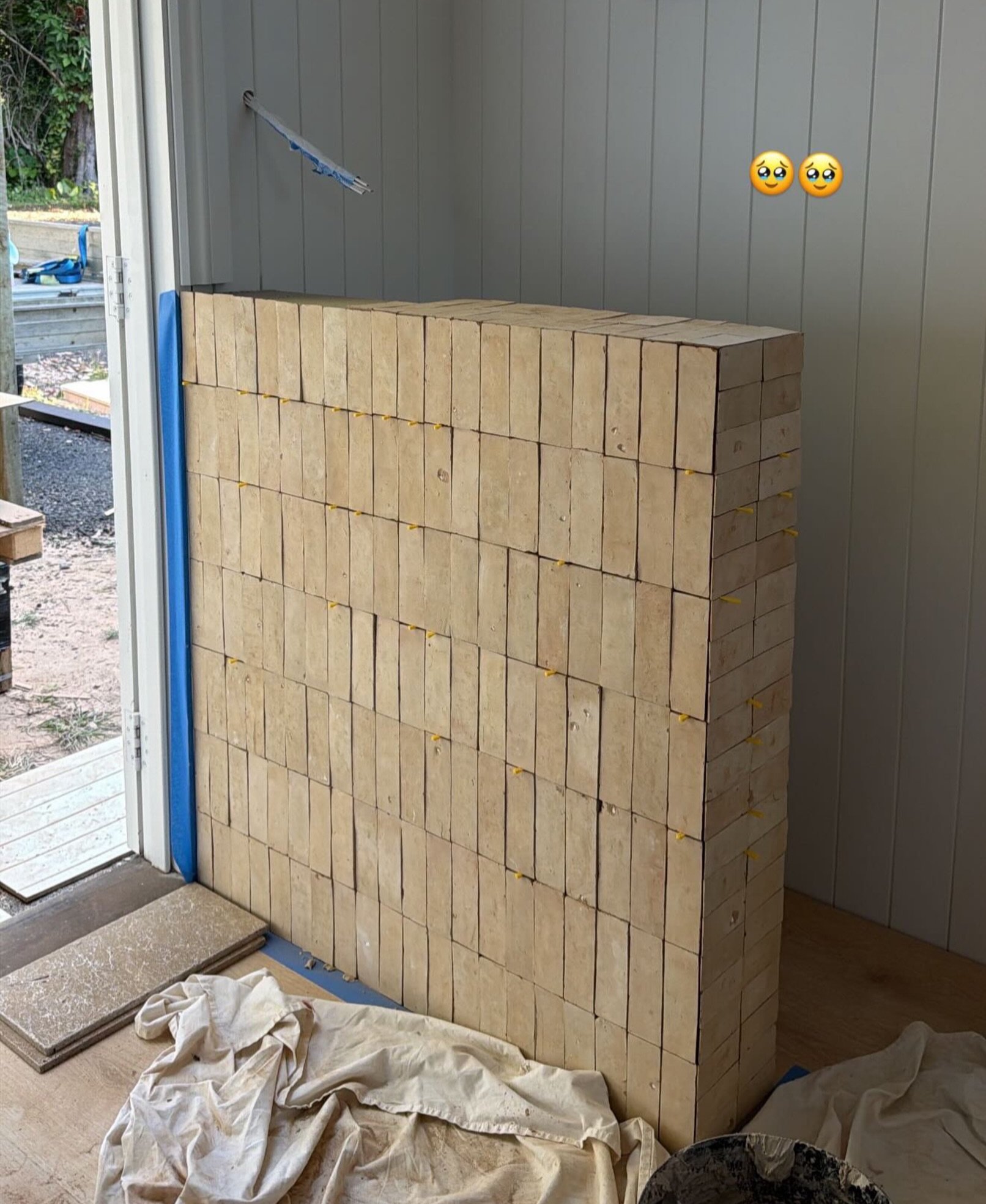 Our 50x150mm unglazed Bejmat on site with @palomapalomastudio 

CT1EZ106R/VC