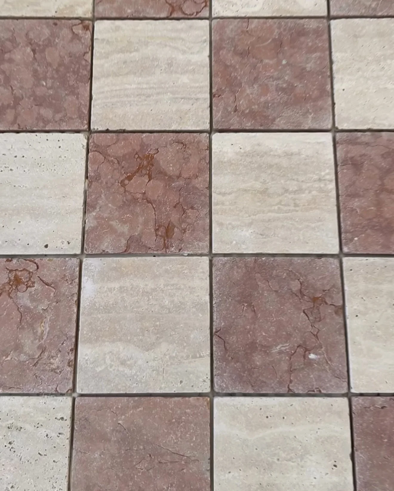 Our 98x98mm tumbled Travertine and Roso on site at @akari_onbassett in Roma, QLD 

ST2V1061/TM - Travertine 
ST2V16016/TM - Roso