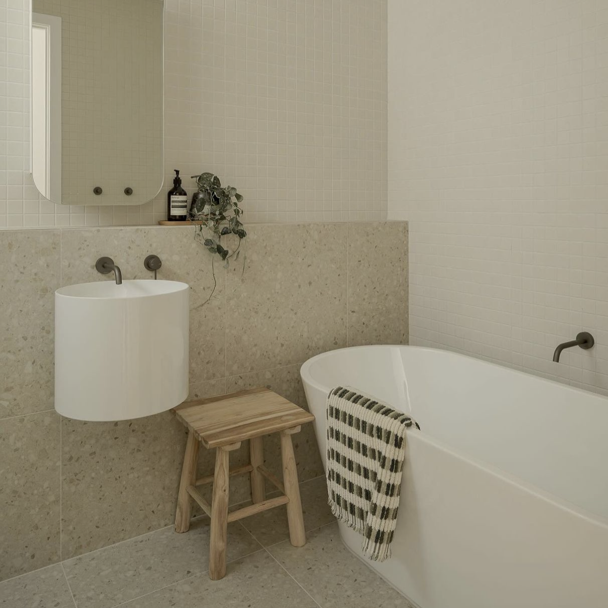 TERRAZZO (PORCELAIN)