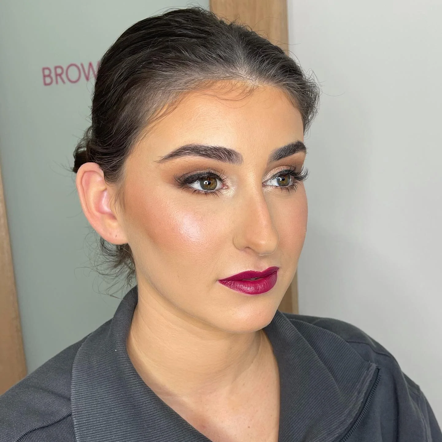 ✨ G R A C E ✨

Obsessed with a plum lip 💋

Have an upcoming event? Book your makeup appointment ASAP‼️

I have now opened up my books until December so get in quick to snap up your makeup appointment!! 😍

Have an upcoming event?! BOOK NOW!! Link in