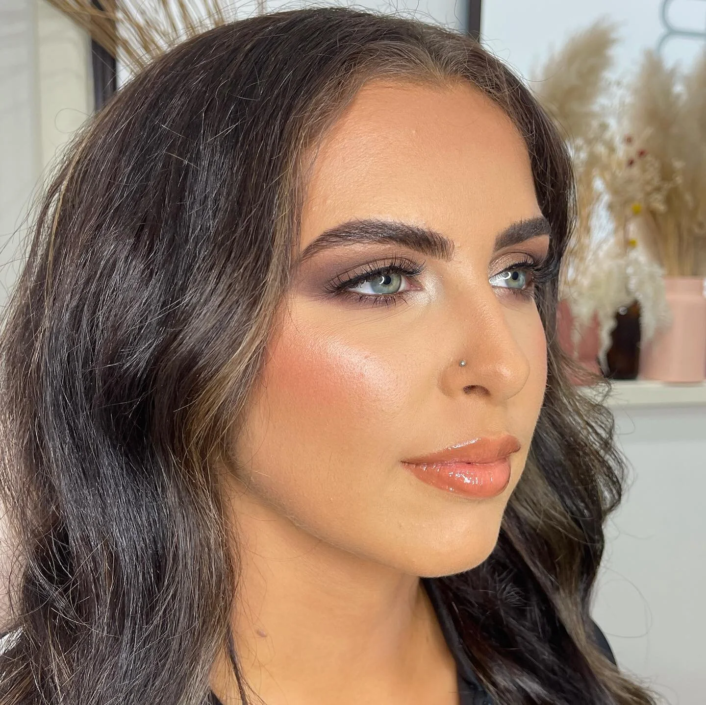 🔥 J A Y D A 🔥

Obsessed with this smokey bronze look 🤩

Have you booked your JULY/AUGUST event makeup yet?! 🤩

I have now opened up my books until December so get in quick to snap up your makeup appointment!! 😍

Have an upcoming event?! BOOK NOW