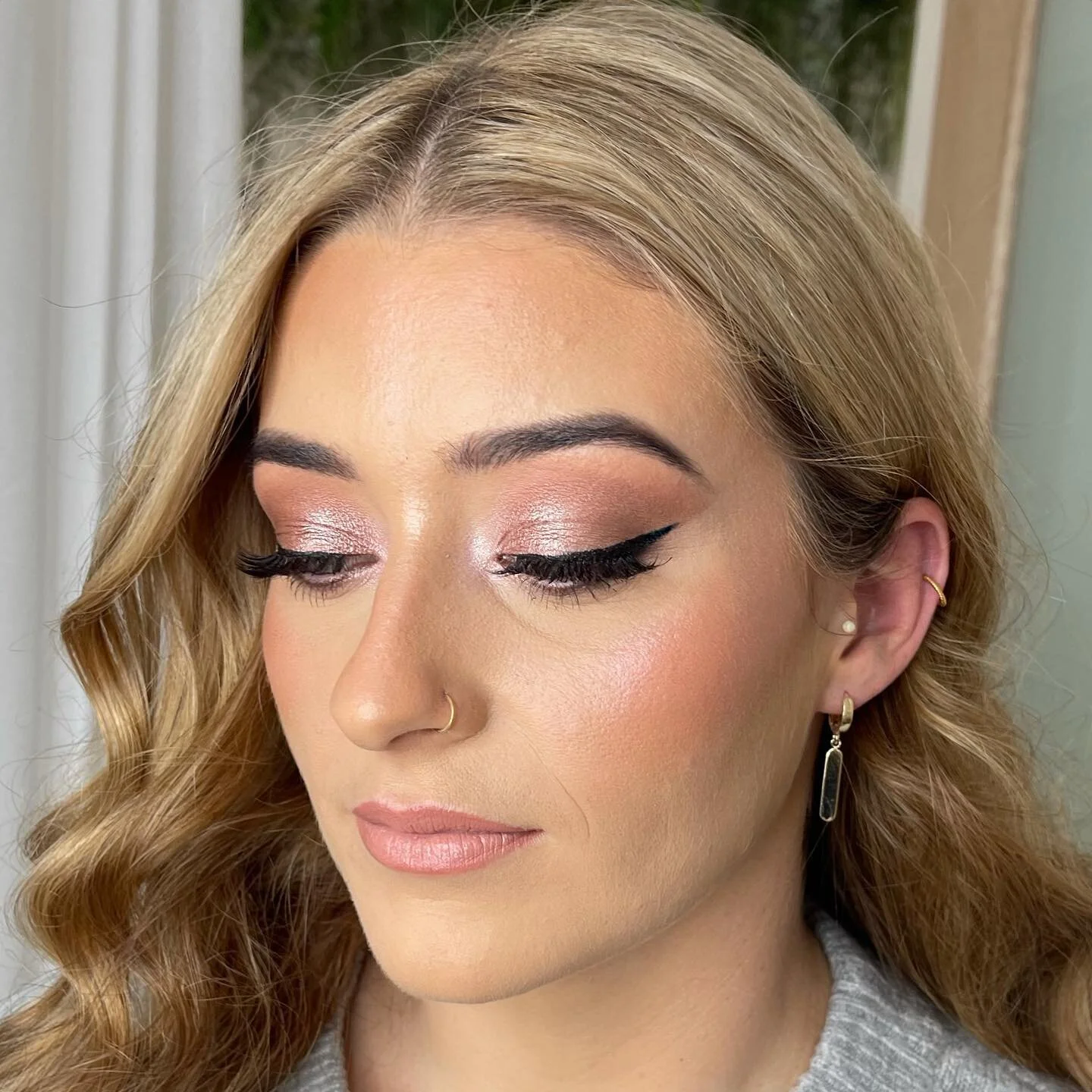 ⚡️ M  A  Y  A ⚡️

Last one I promise 😉

Have you booked your July/August event makeup?!

I have now opened up my books until December so get in quick to snap up your makeup appointment!! 😍

Make sure to send me an email for any other dates not show