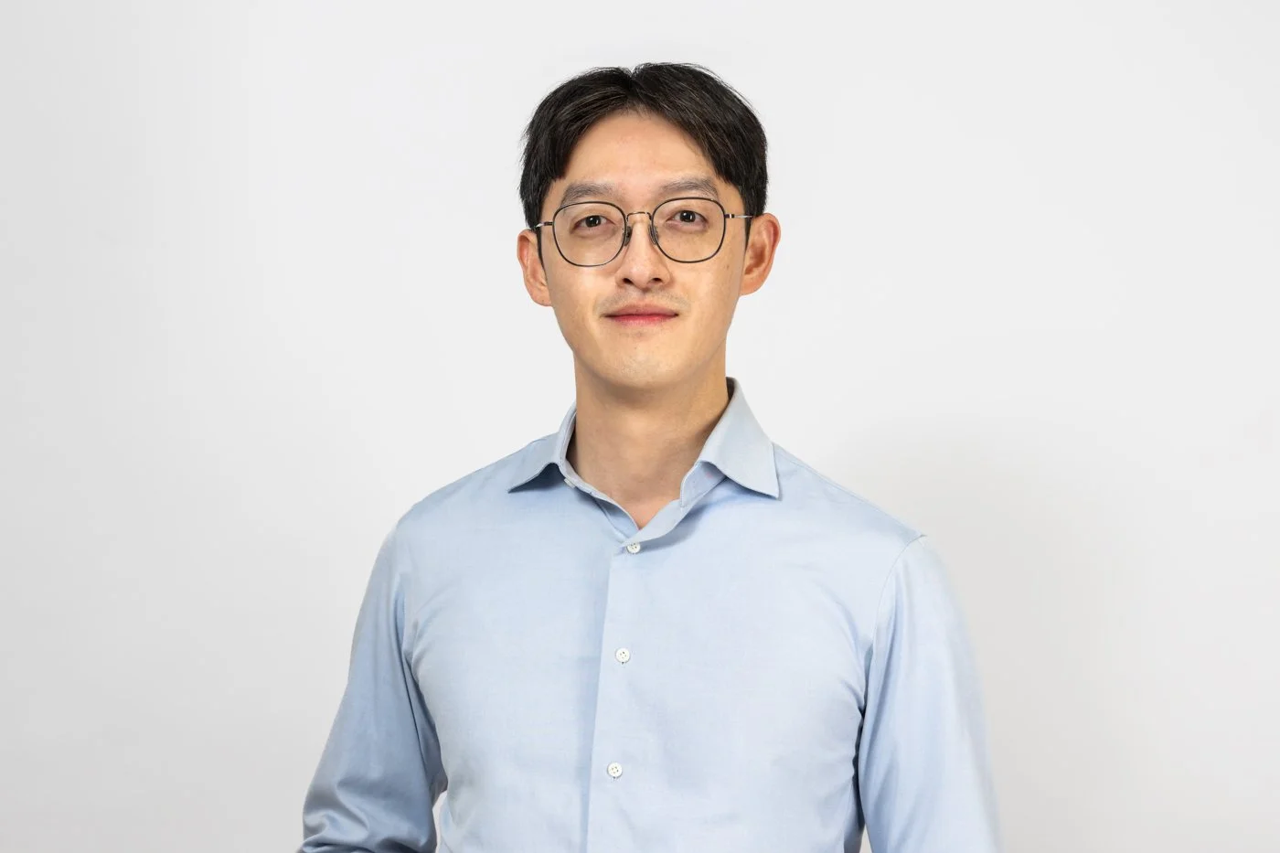 Dr Yip has led multiple early-phase discovery projects, uncovering the molecular mechanisms of cancer development and therapeutic resistance. 