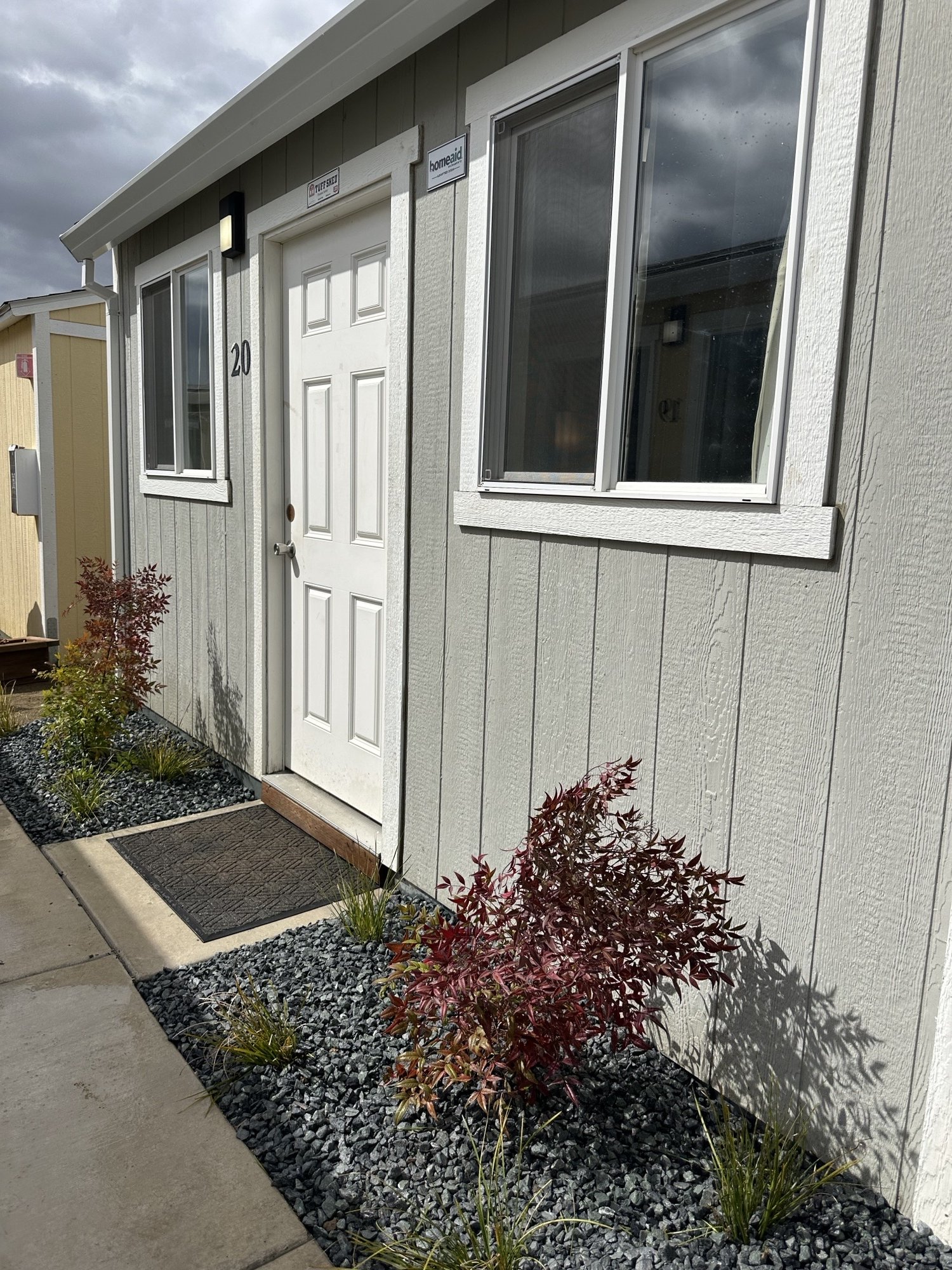 Cabin 20 Exterior