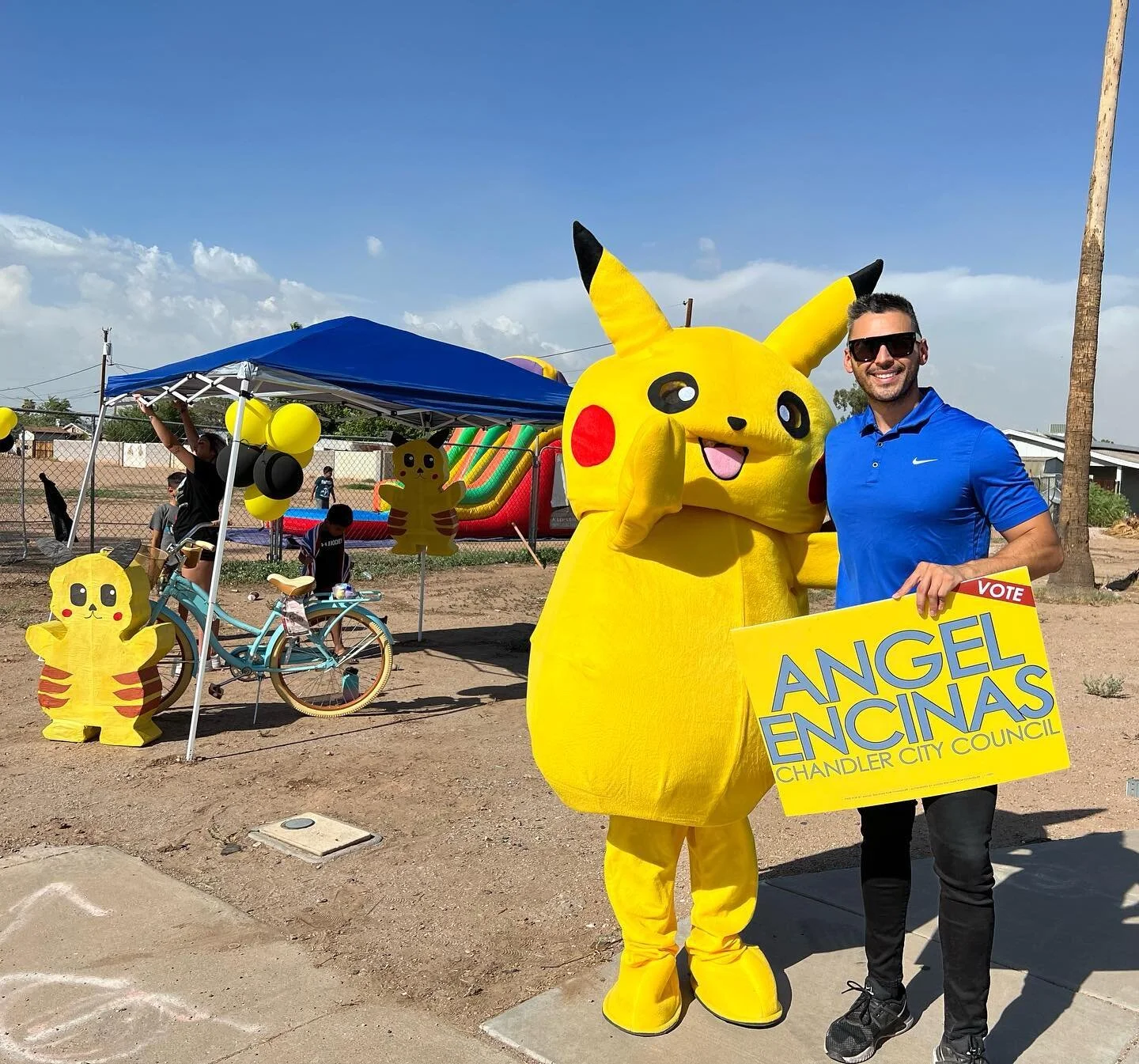 Get Out The Vote!!!! Sunday Funday for the kiddos! Remind your family and friends to vote on Tuesday Aug. 2nd 

 Thank you @whatislivelove for gathering the community together!