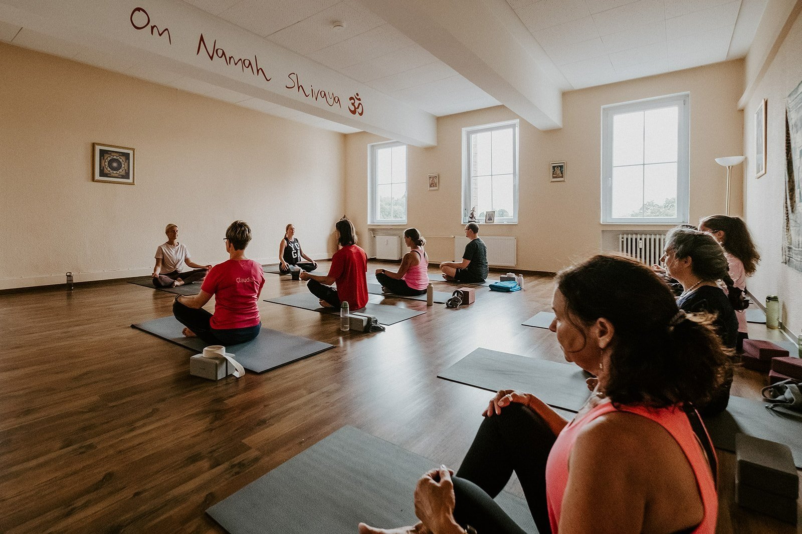 Hatha+yoga+header.jpg
