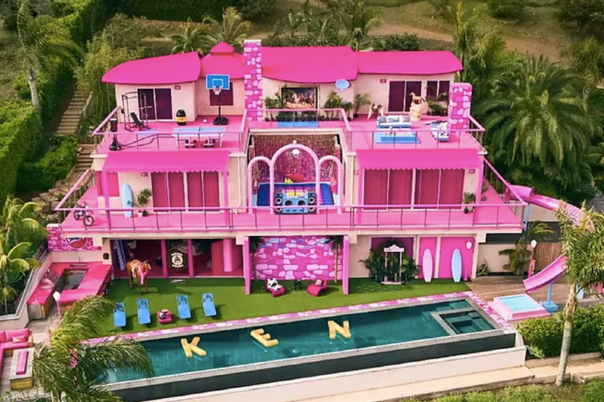 Barbie Airbnb.png