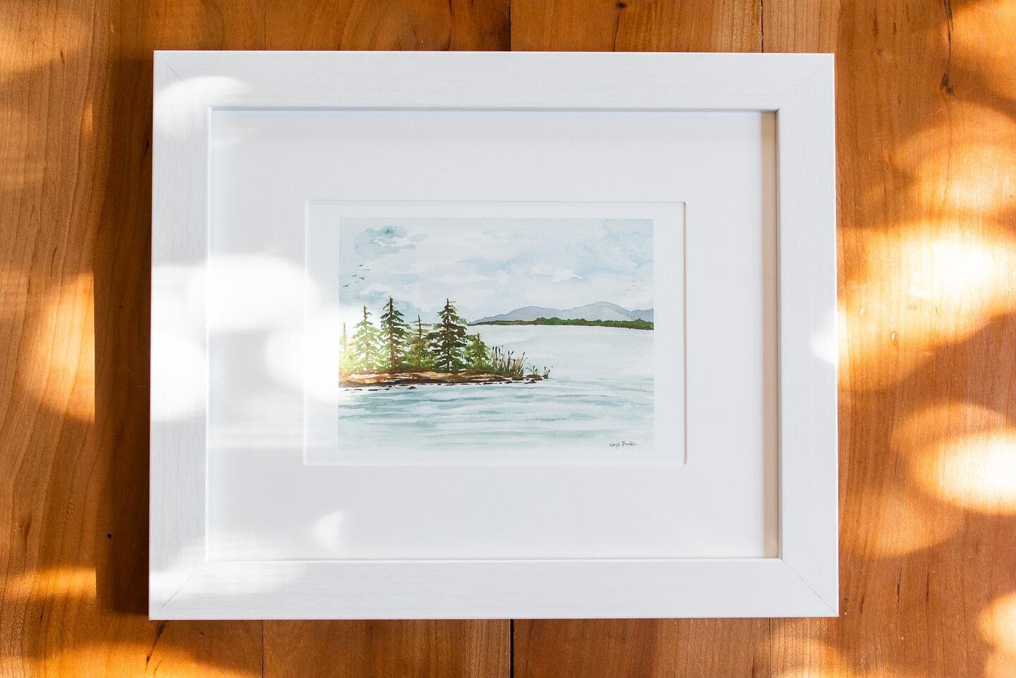 Webb Lake print + frame + sunshine = 🤩 📷: @coco.mccracken