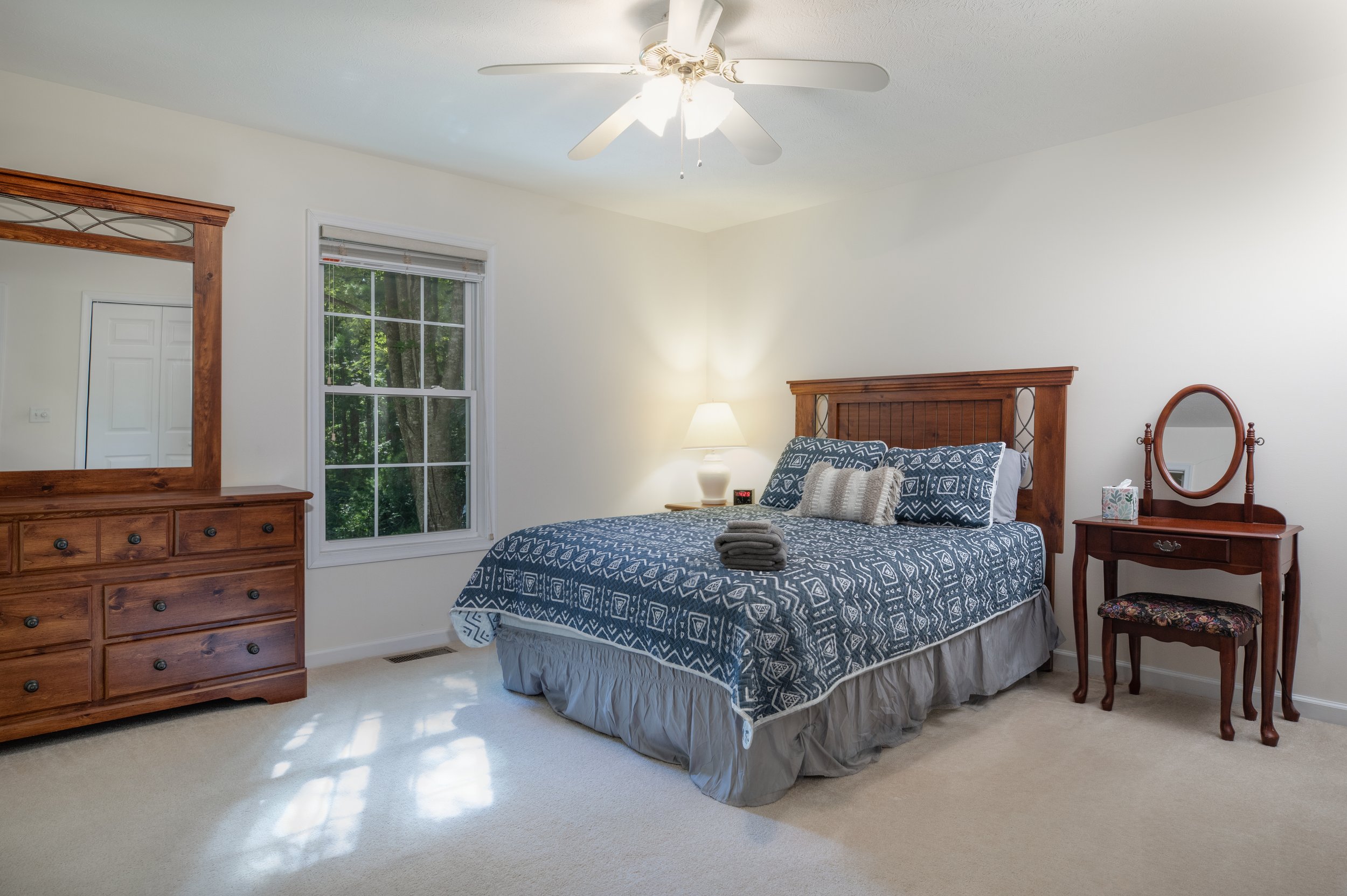 Master Bedroom2-.jpg