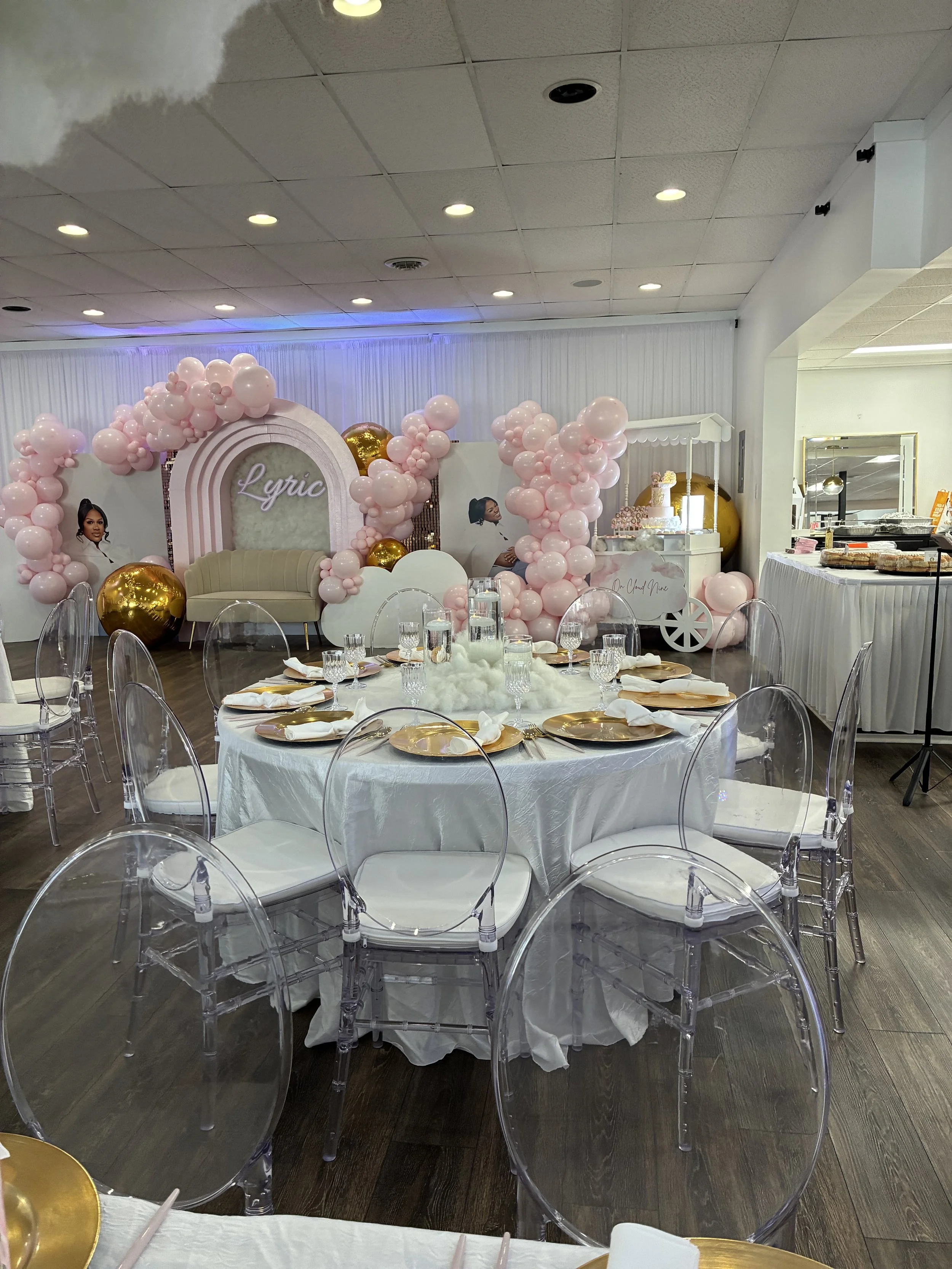 Book this look with our Relax & Enjoy Package!