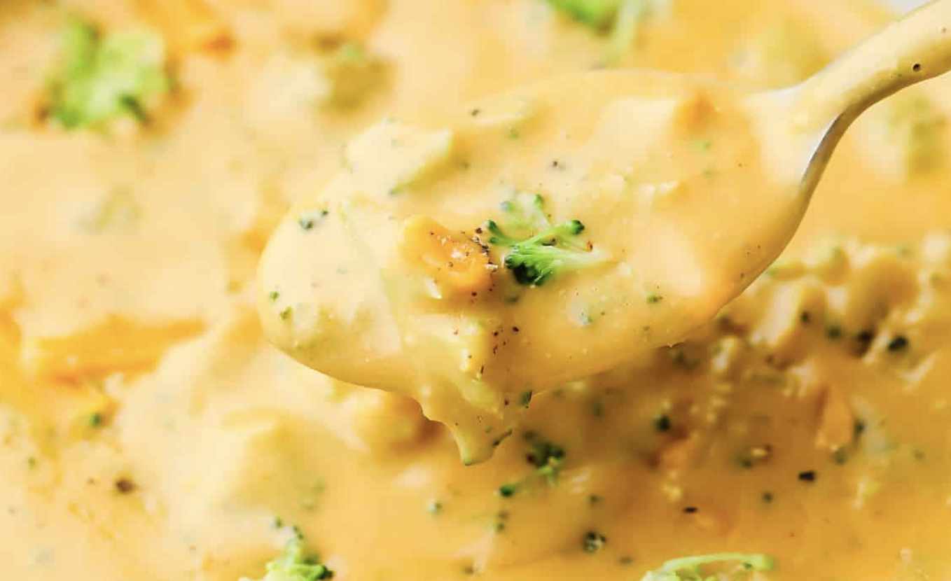 Cheddar Broccoli Soup (12 oz)