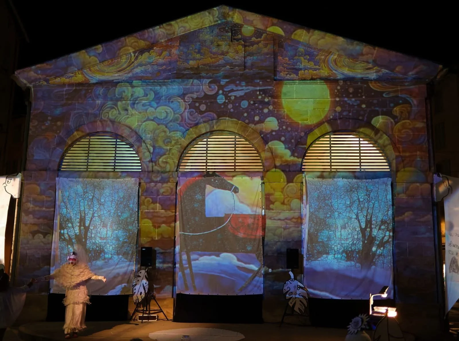 univers visuel - mapping sur la Halle Dardé 